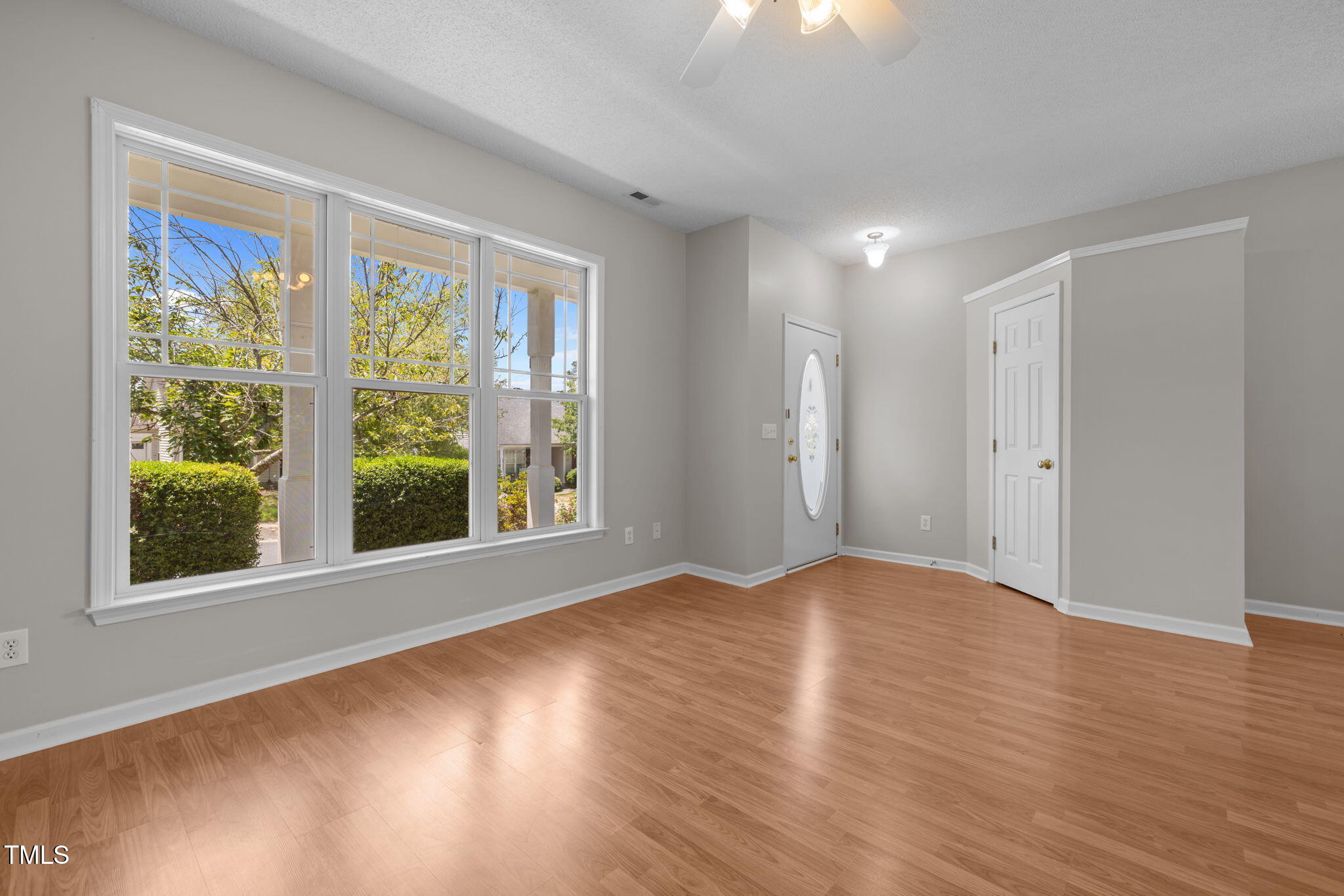 1046 Dual Parks Road
