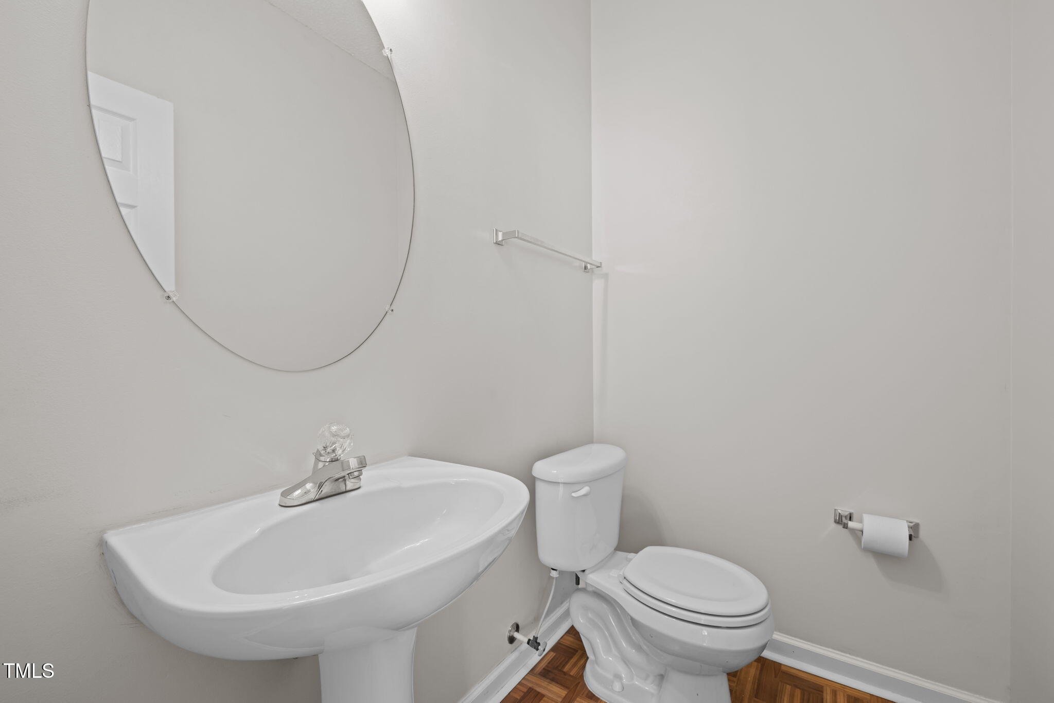 1046 Dual Parks Road