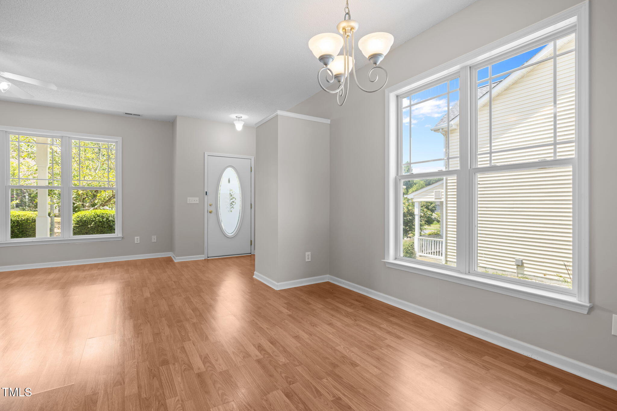 1046 Dual Parks Road