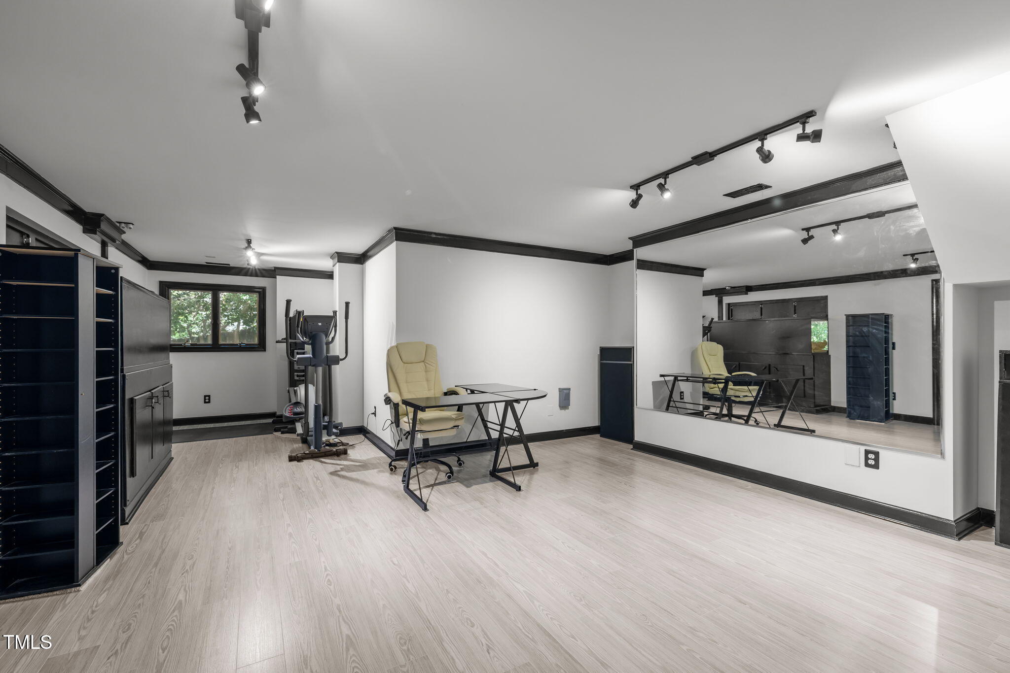 106 Wheatsbury Drive