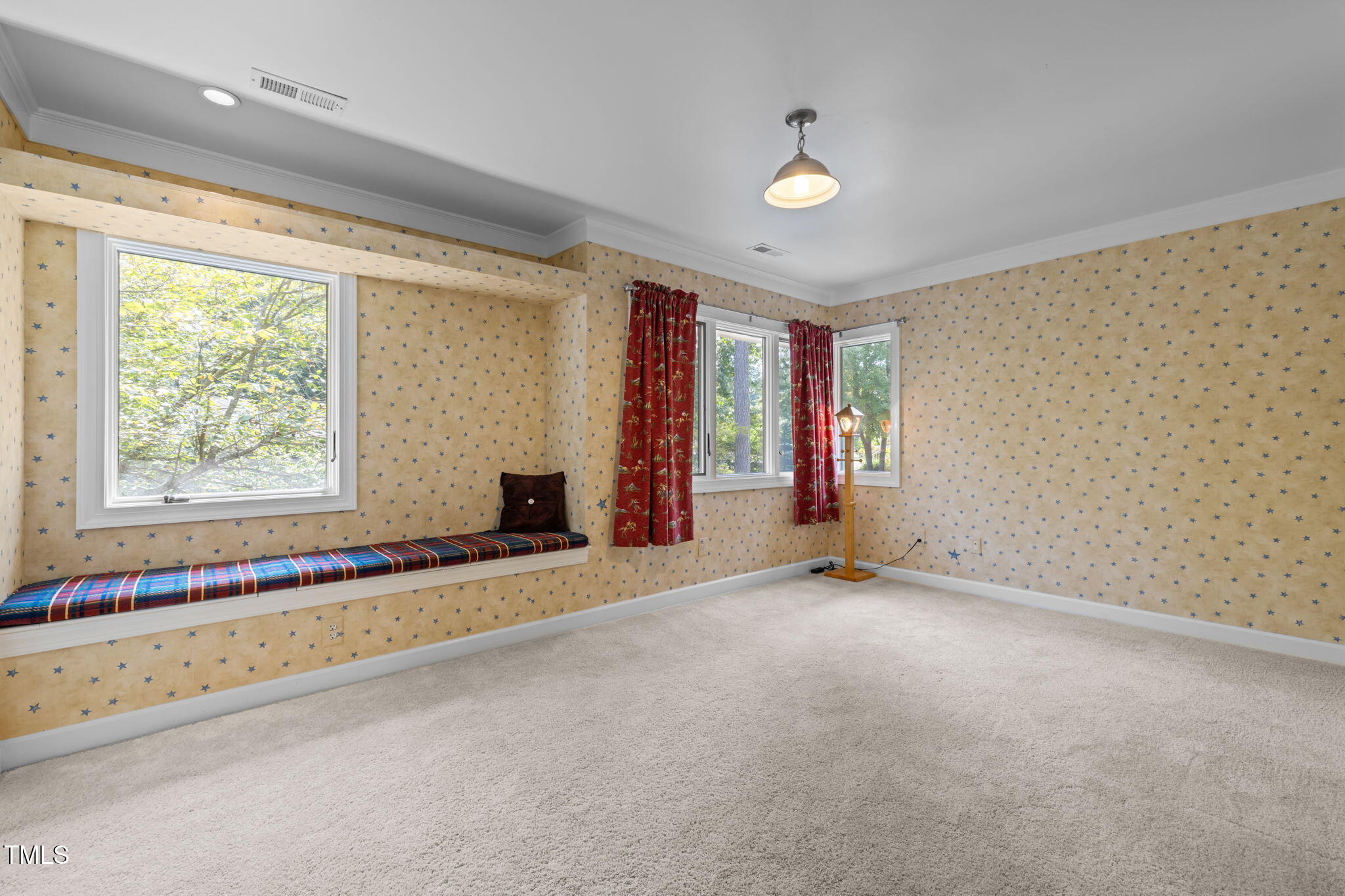 106 Wheatsbury Drive