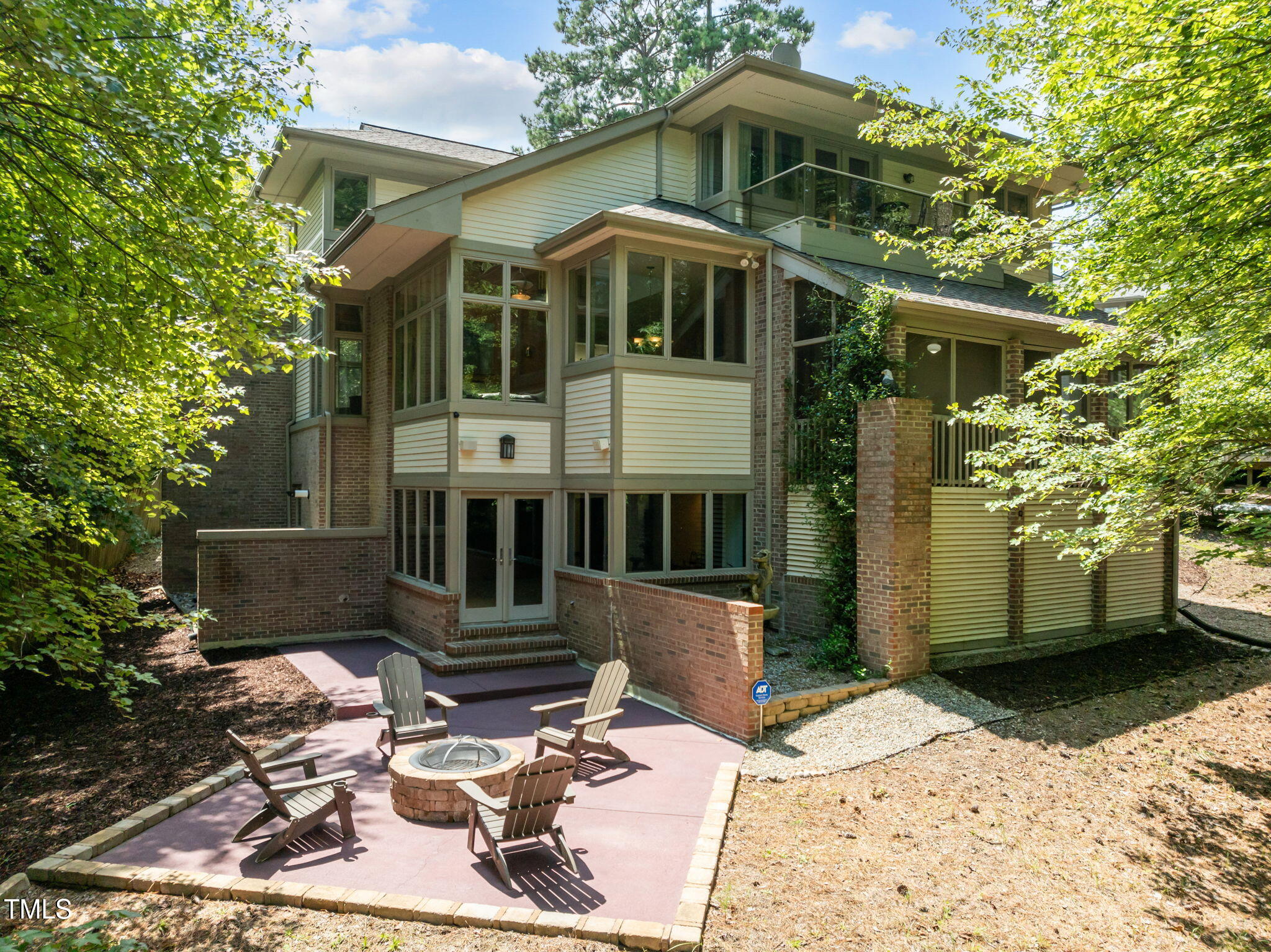 106 Wheatsbury Drive