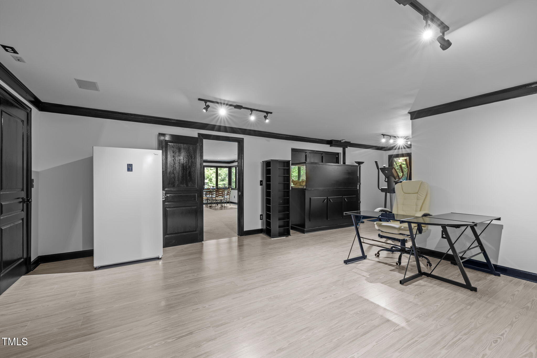 106 Wheatsbury Drive