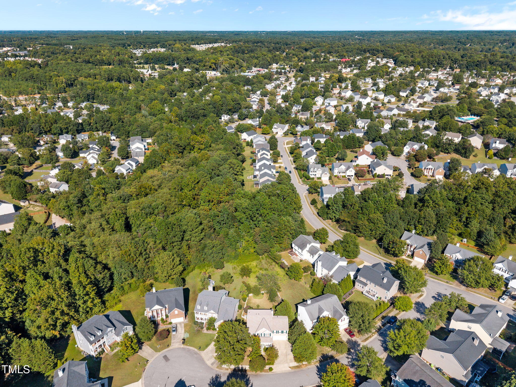 3217 Enchanting Way