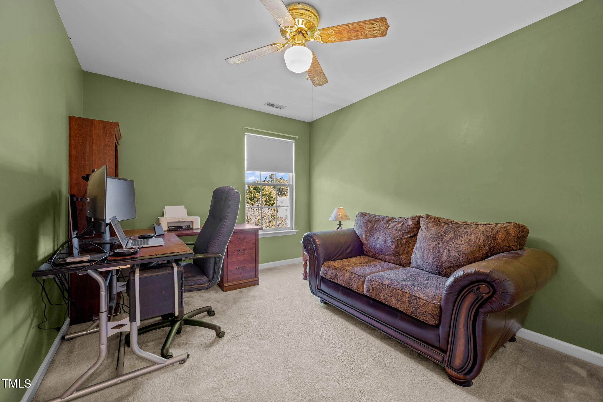 3217 Enchanting Way