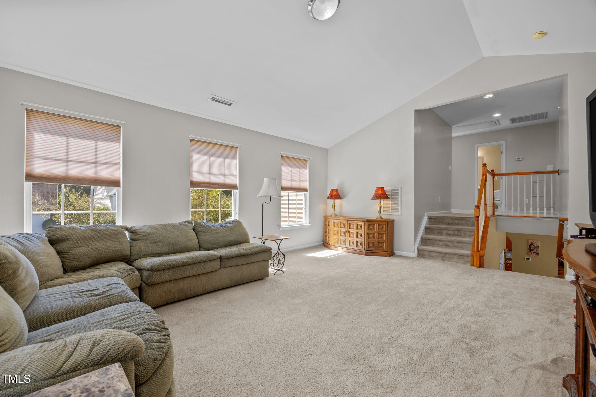 3217 Enchanting Way