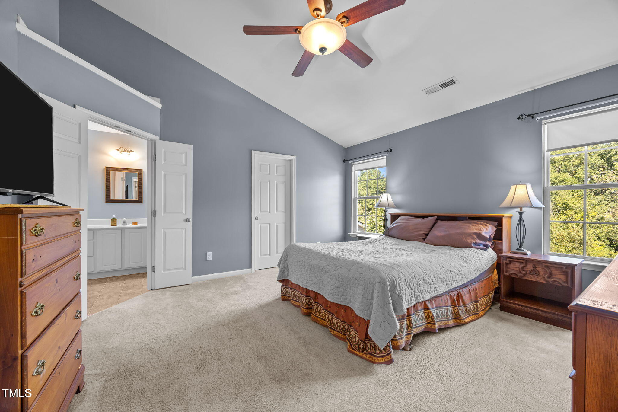 3217 Enchanting Way