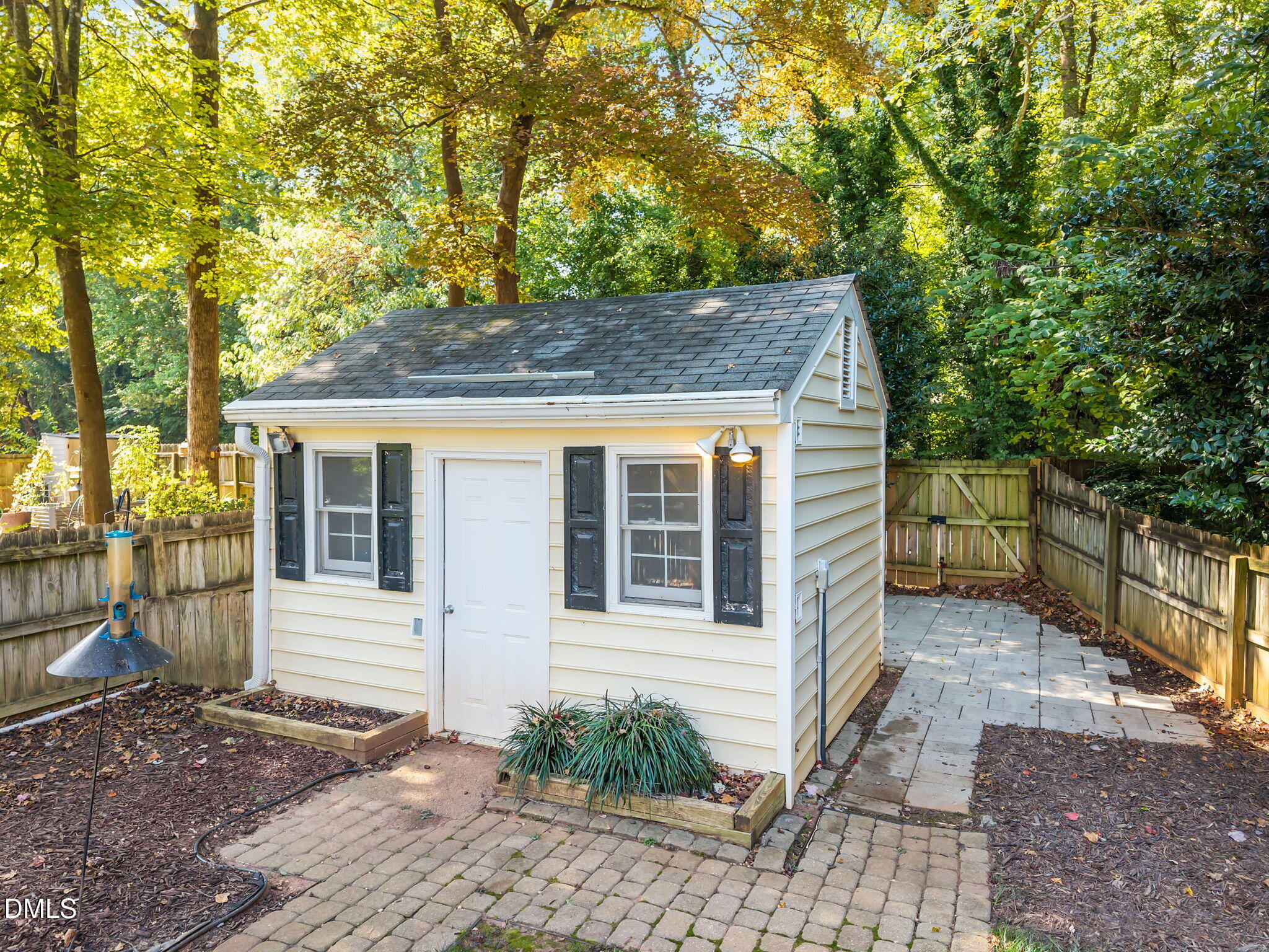 300 Mainsail Drive