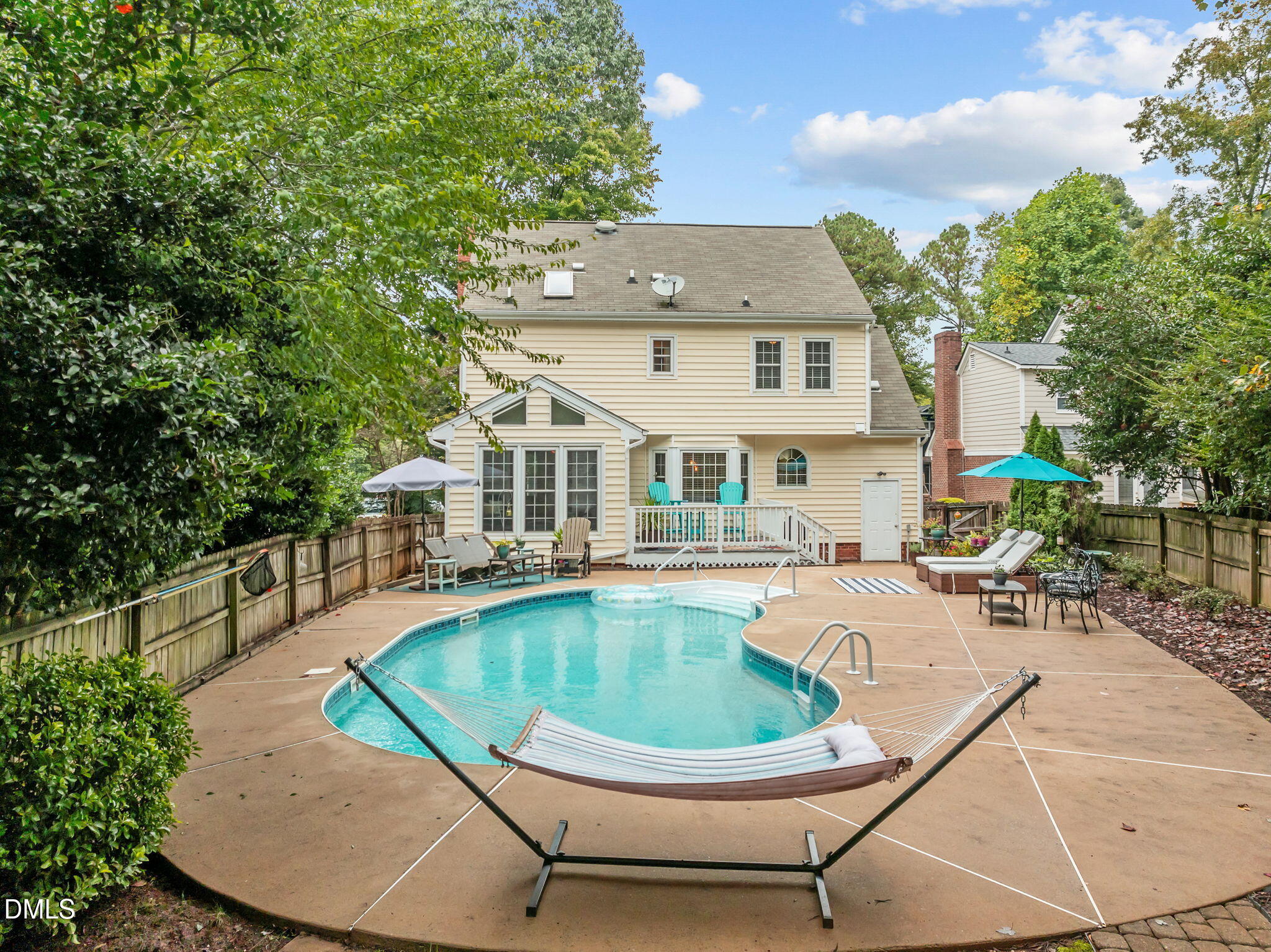 300 Mainsail Drive