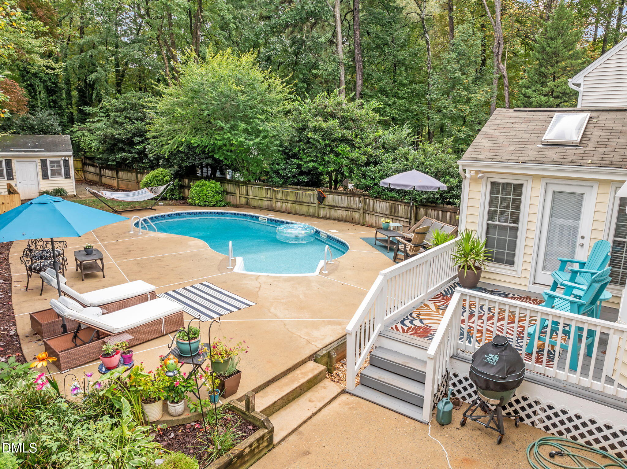 300 Mainsail Drive