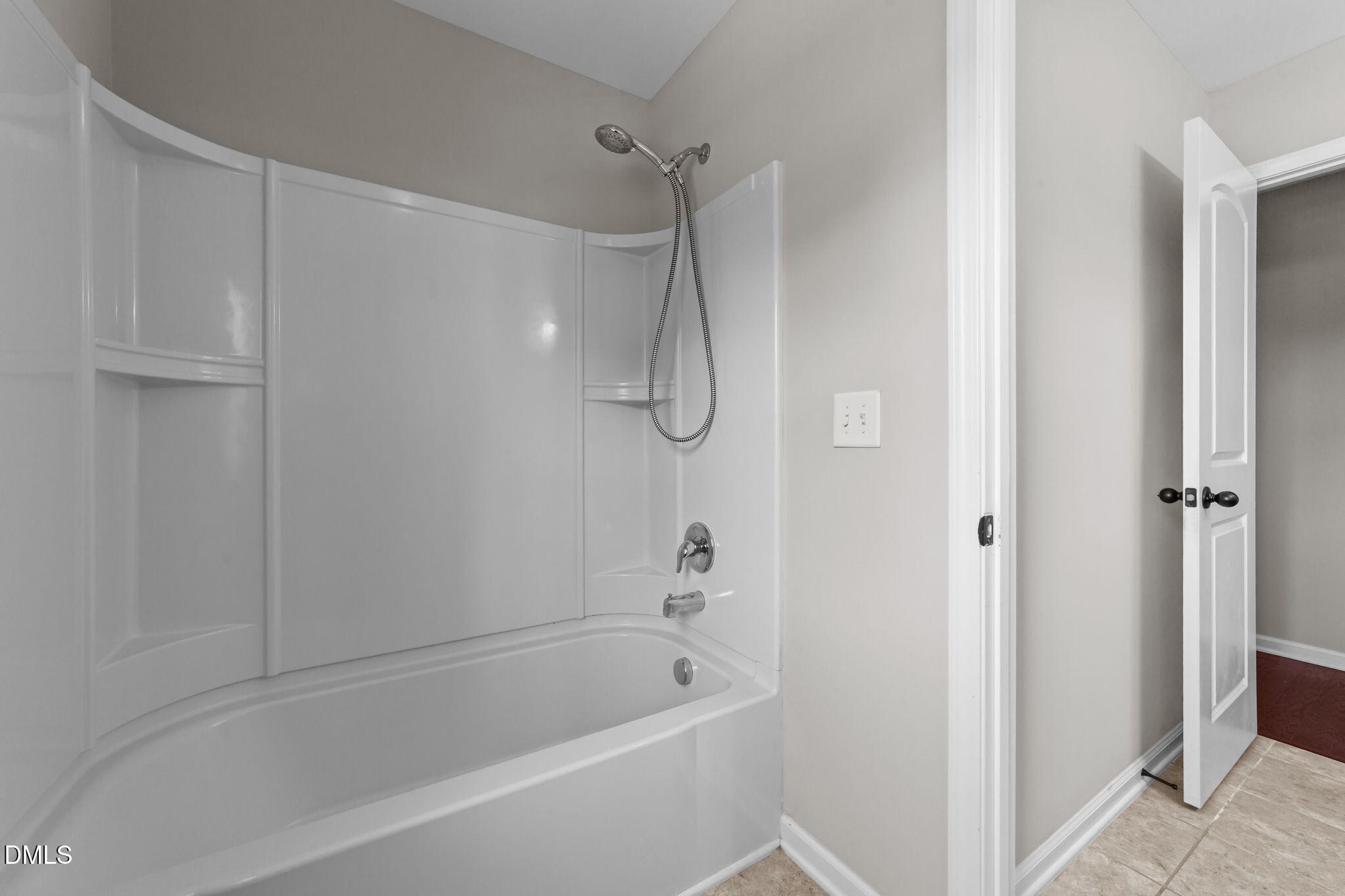 1124 Litchborough Way