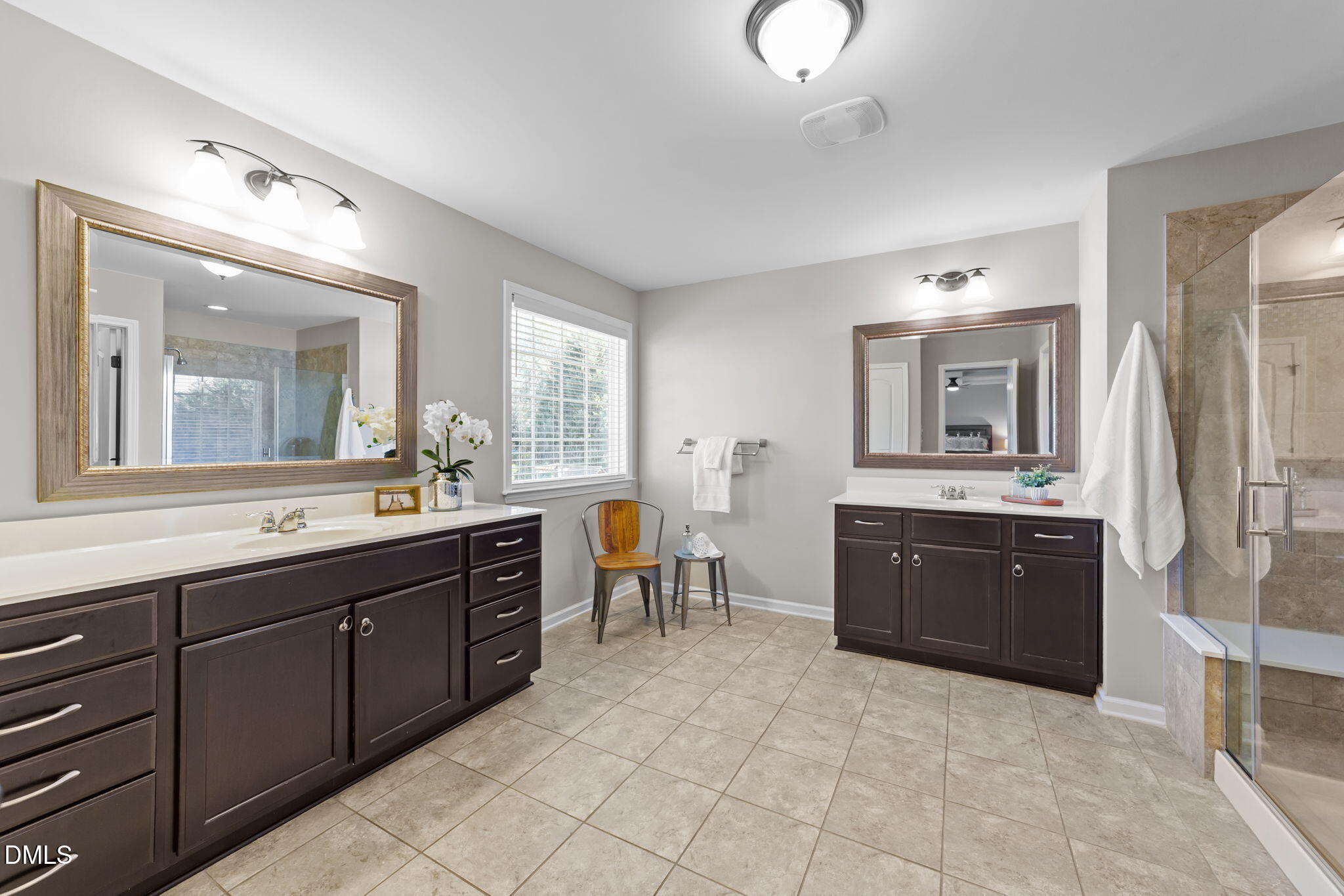 1124 Litchborough Way