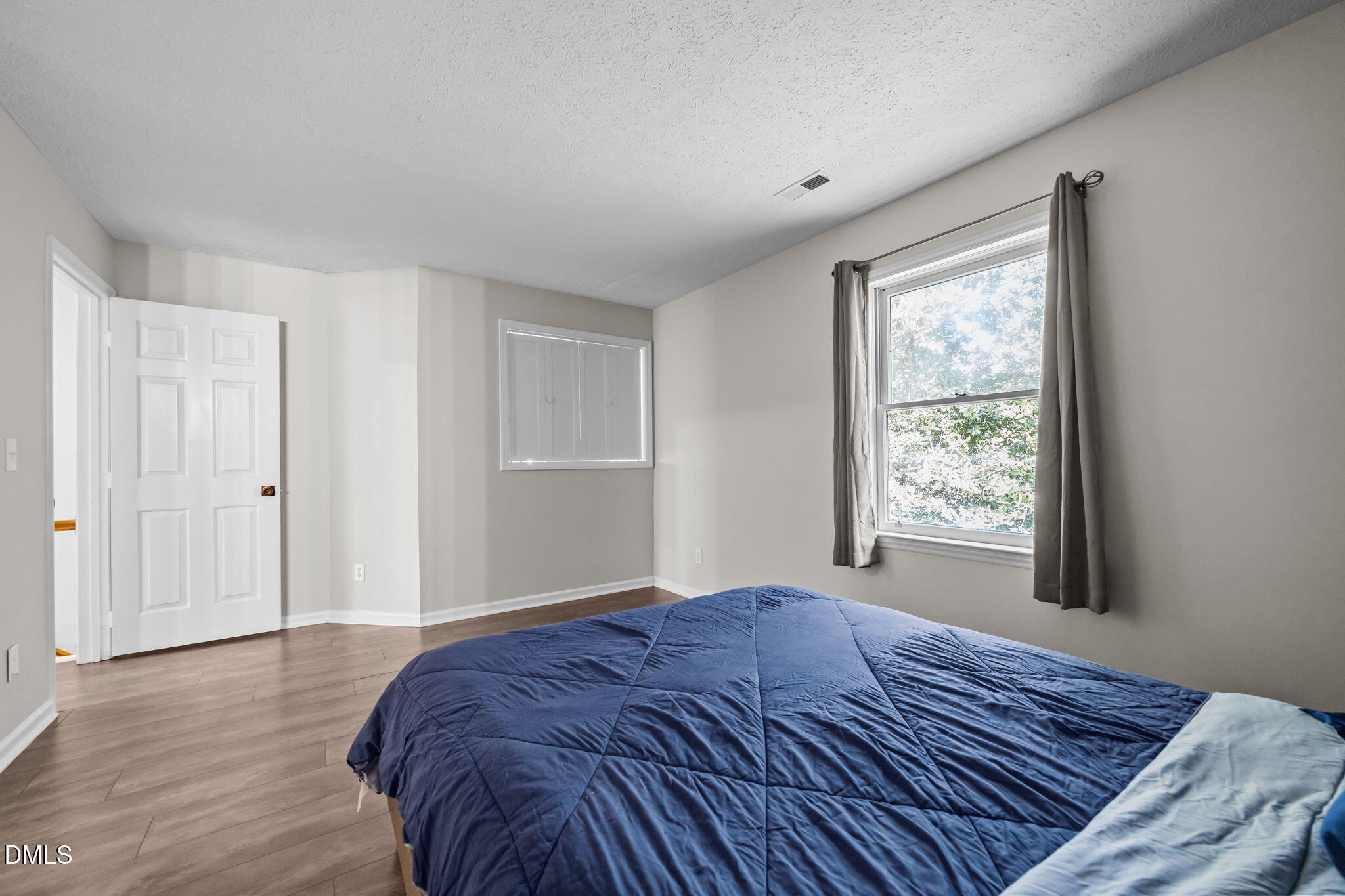 404 Broad Leaf Circle