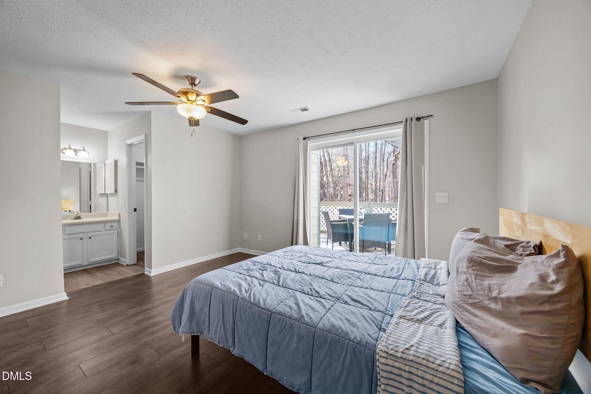 404 Broad Leaf Circle