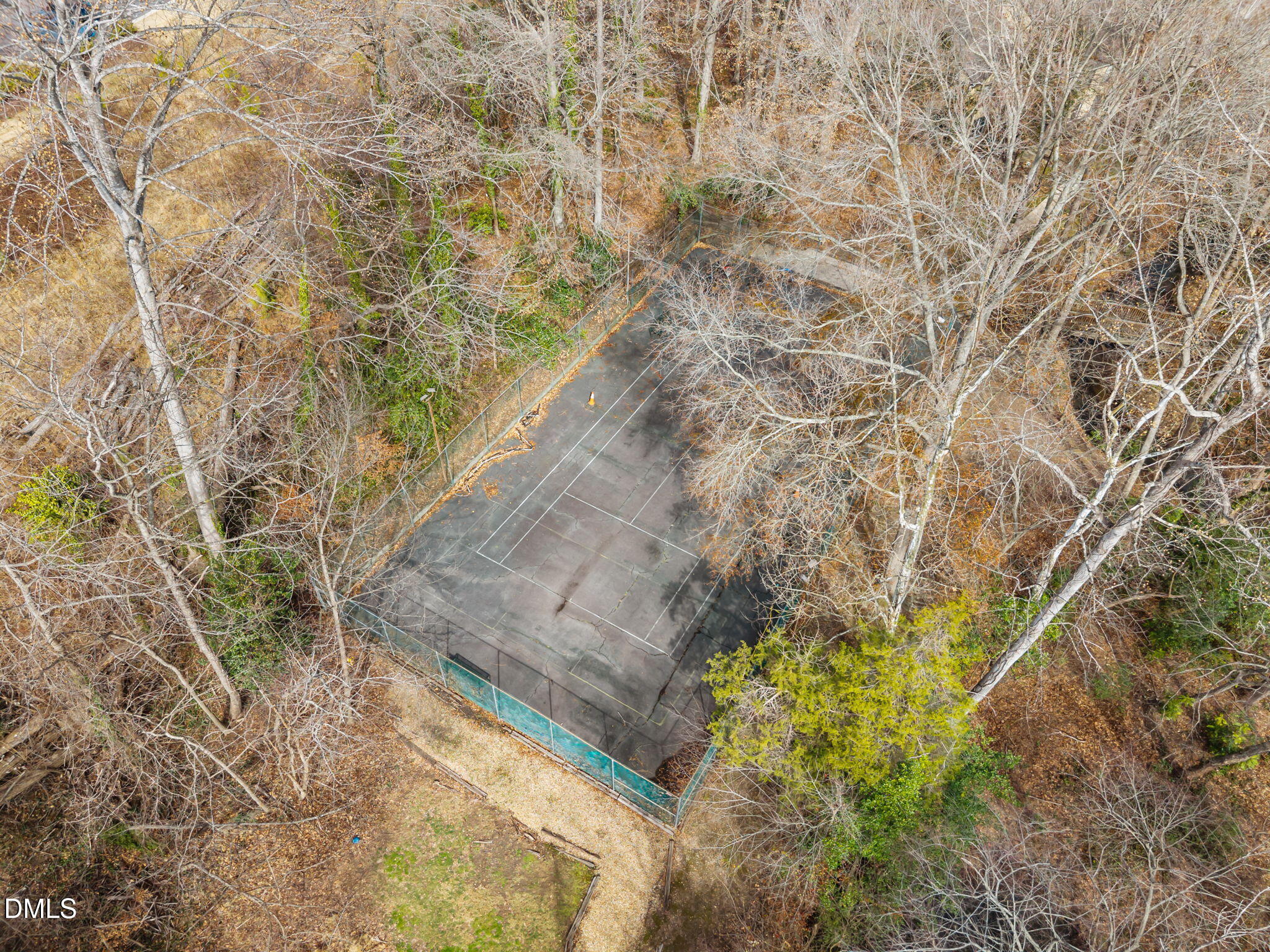 404 Broad Leaf Circle