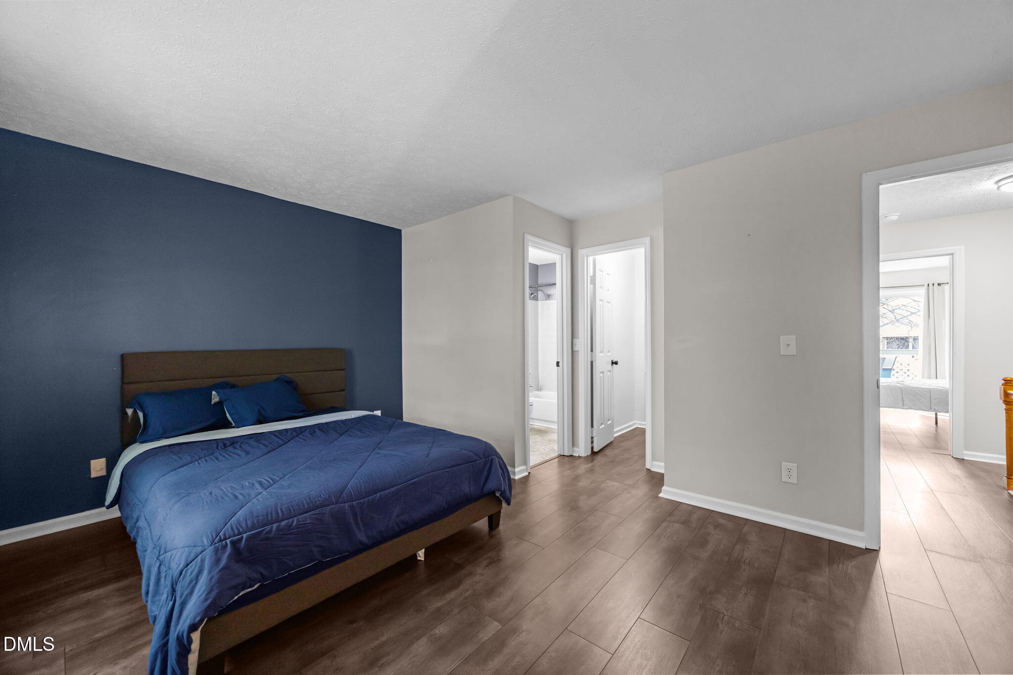 404 Broad Leaf Circle