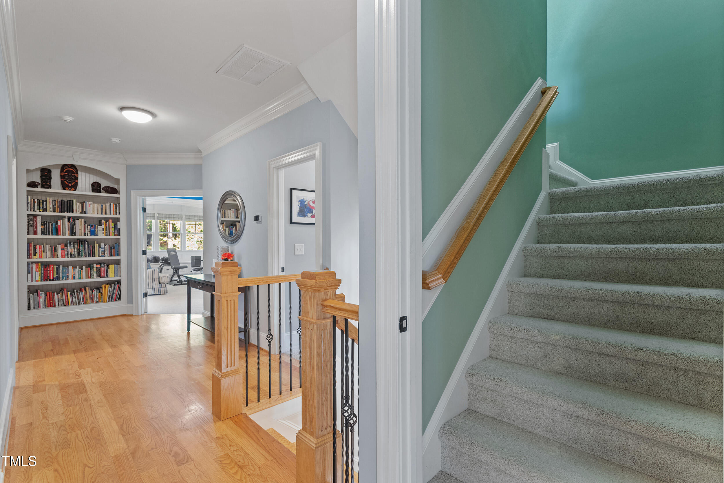 6017 Mentmore Place