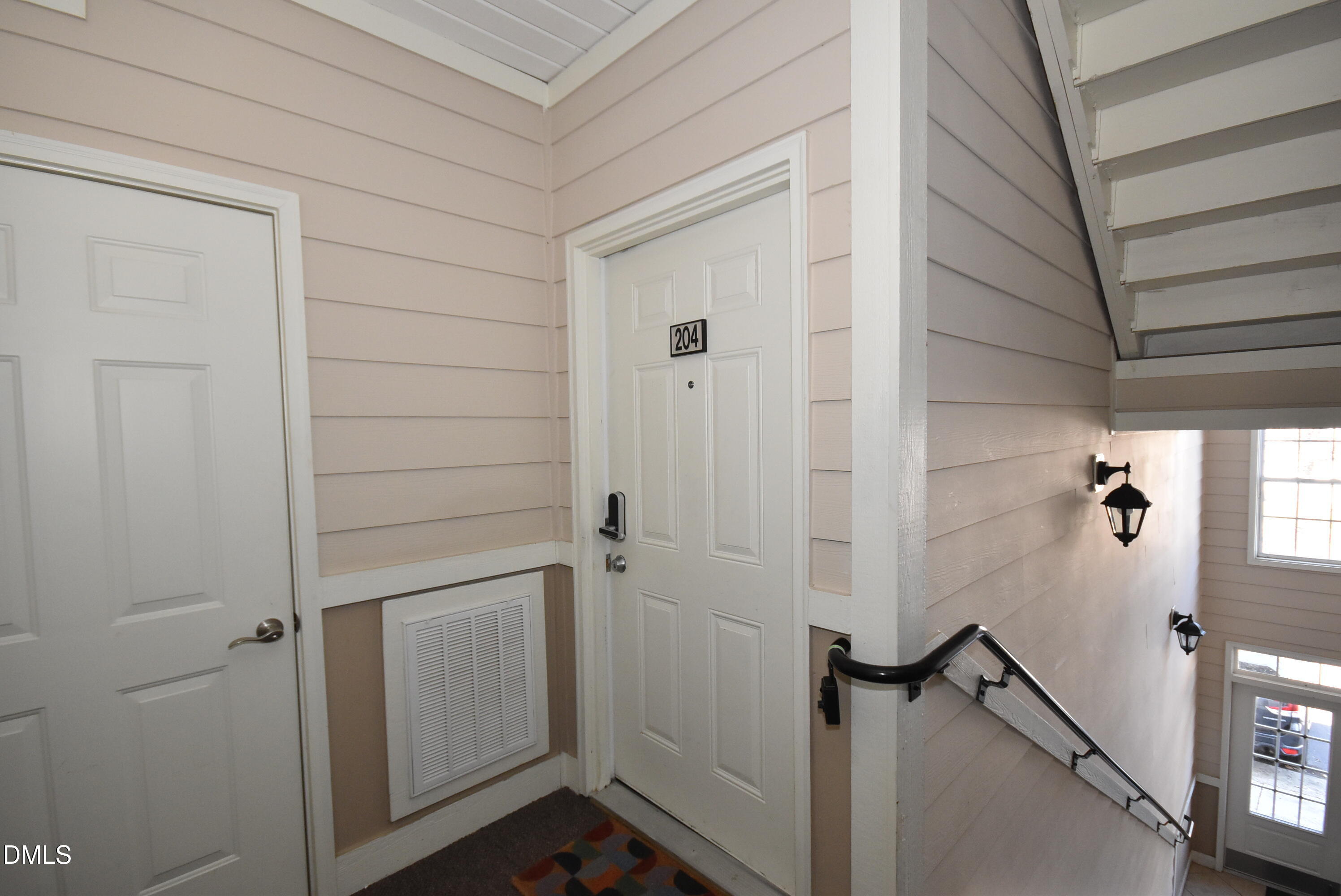 104 Sunset Circle # 204