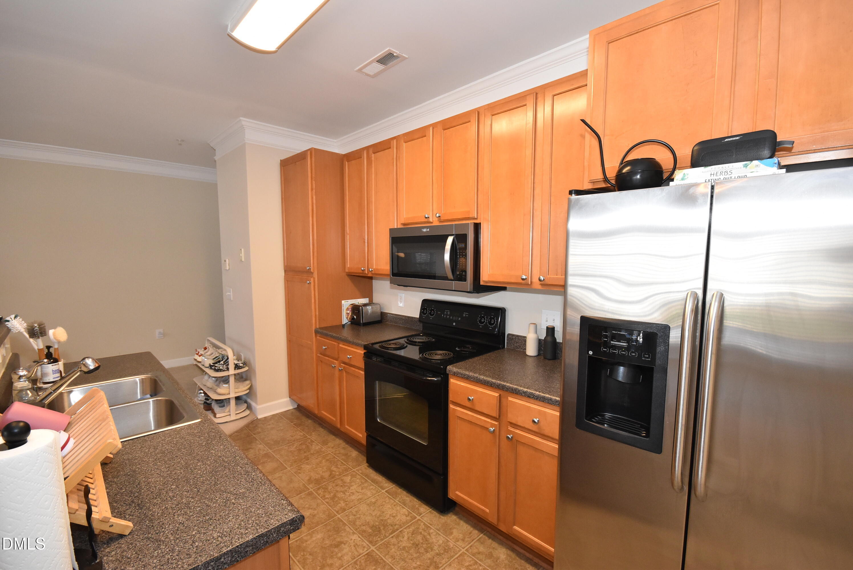 104 Sunset Circle # 204