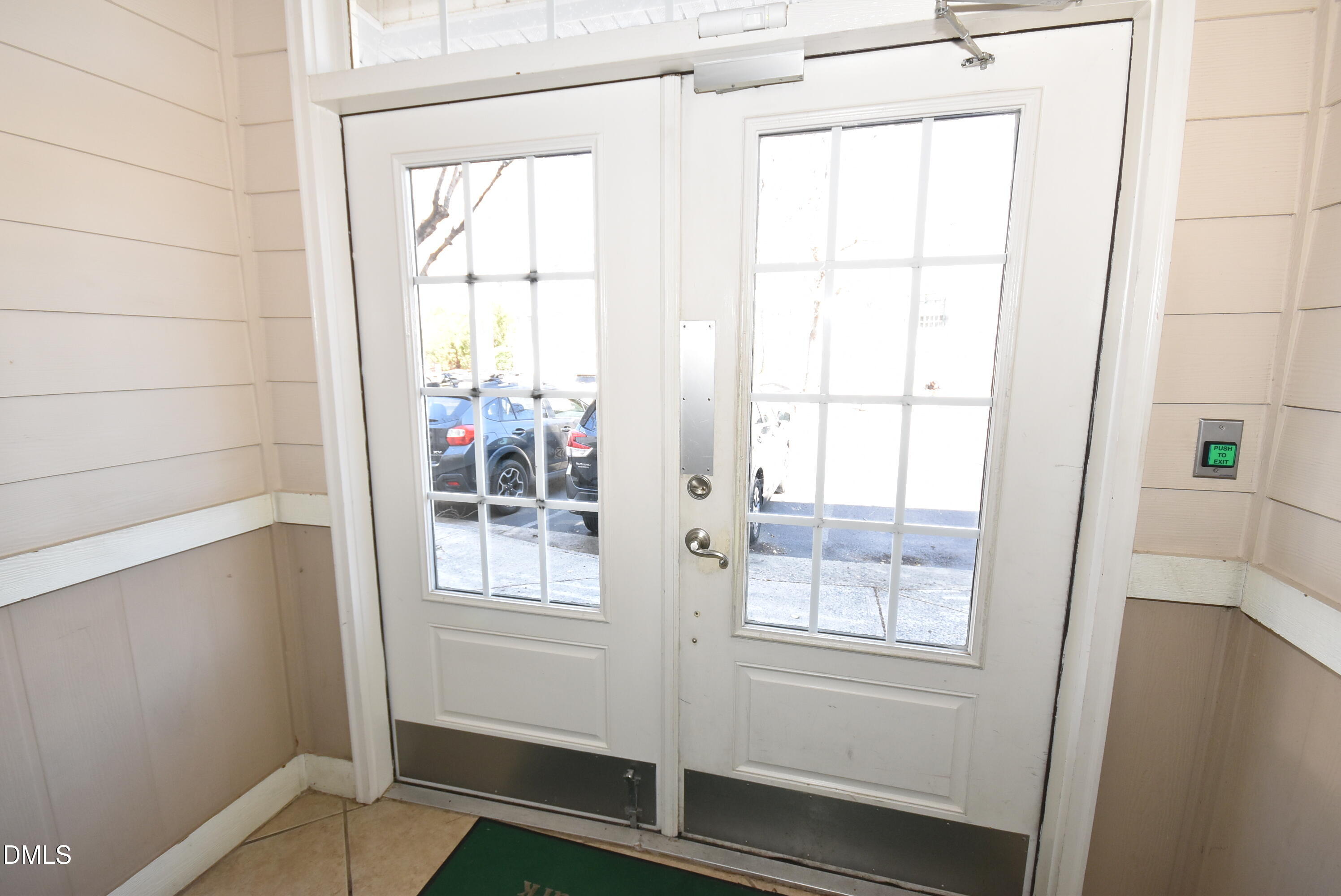 104 Sunset Circle # 204