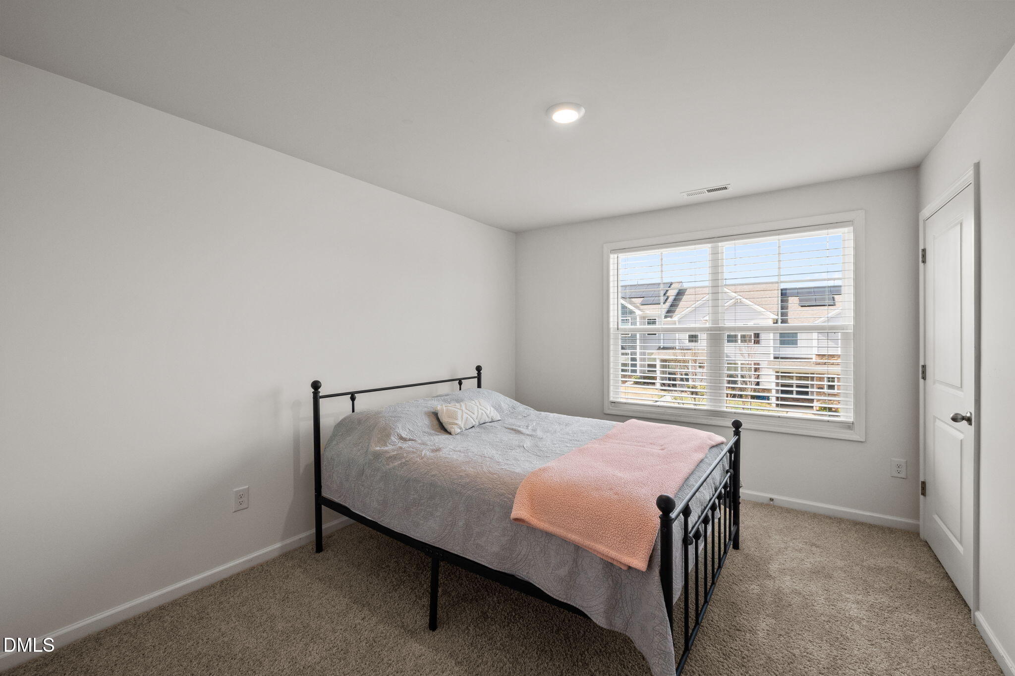 904 James J Freeland Memorial Drive