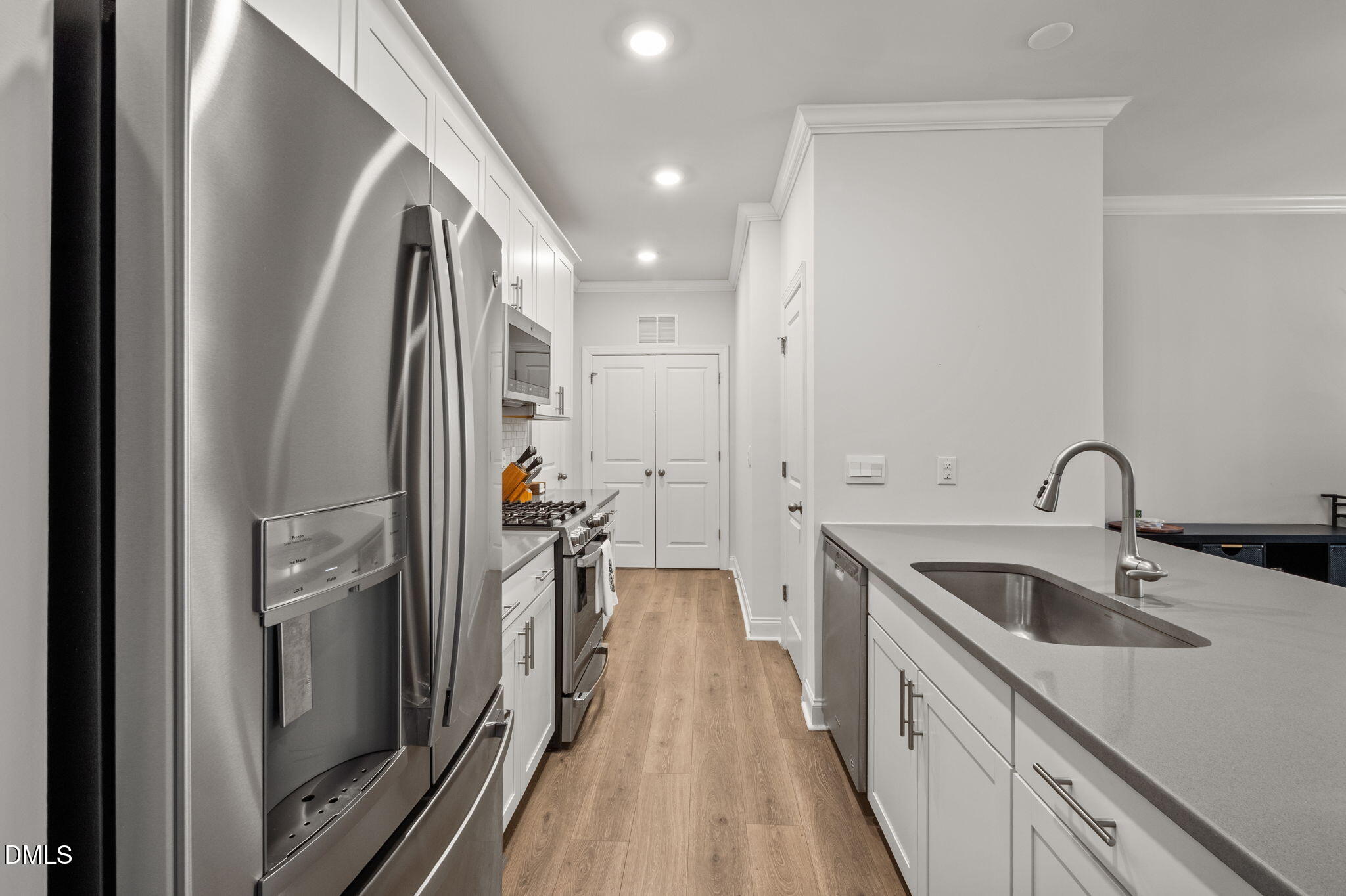 904 James J Freeland Memorial Drive