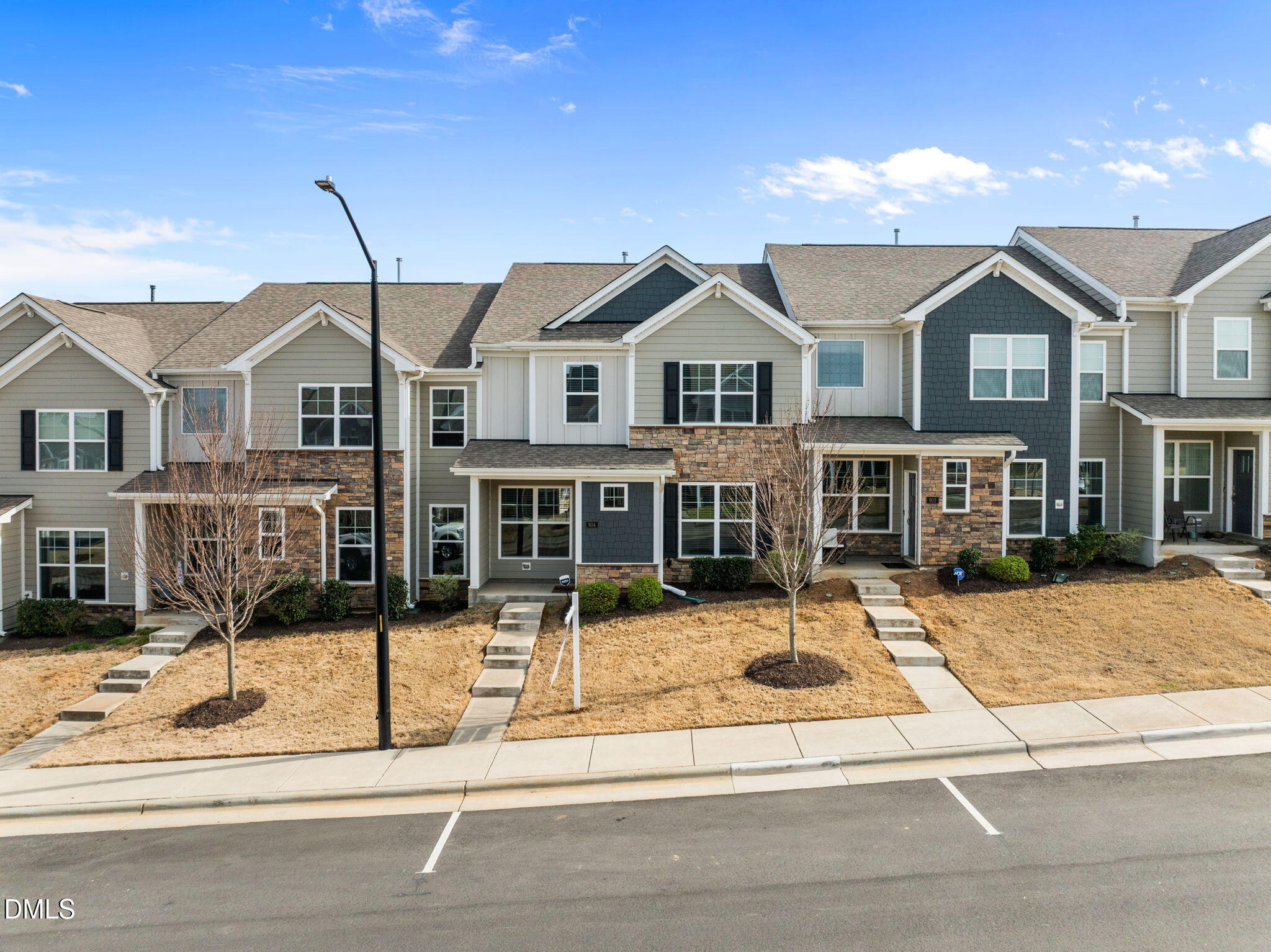 904 James J Freeland Memorial Drive