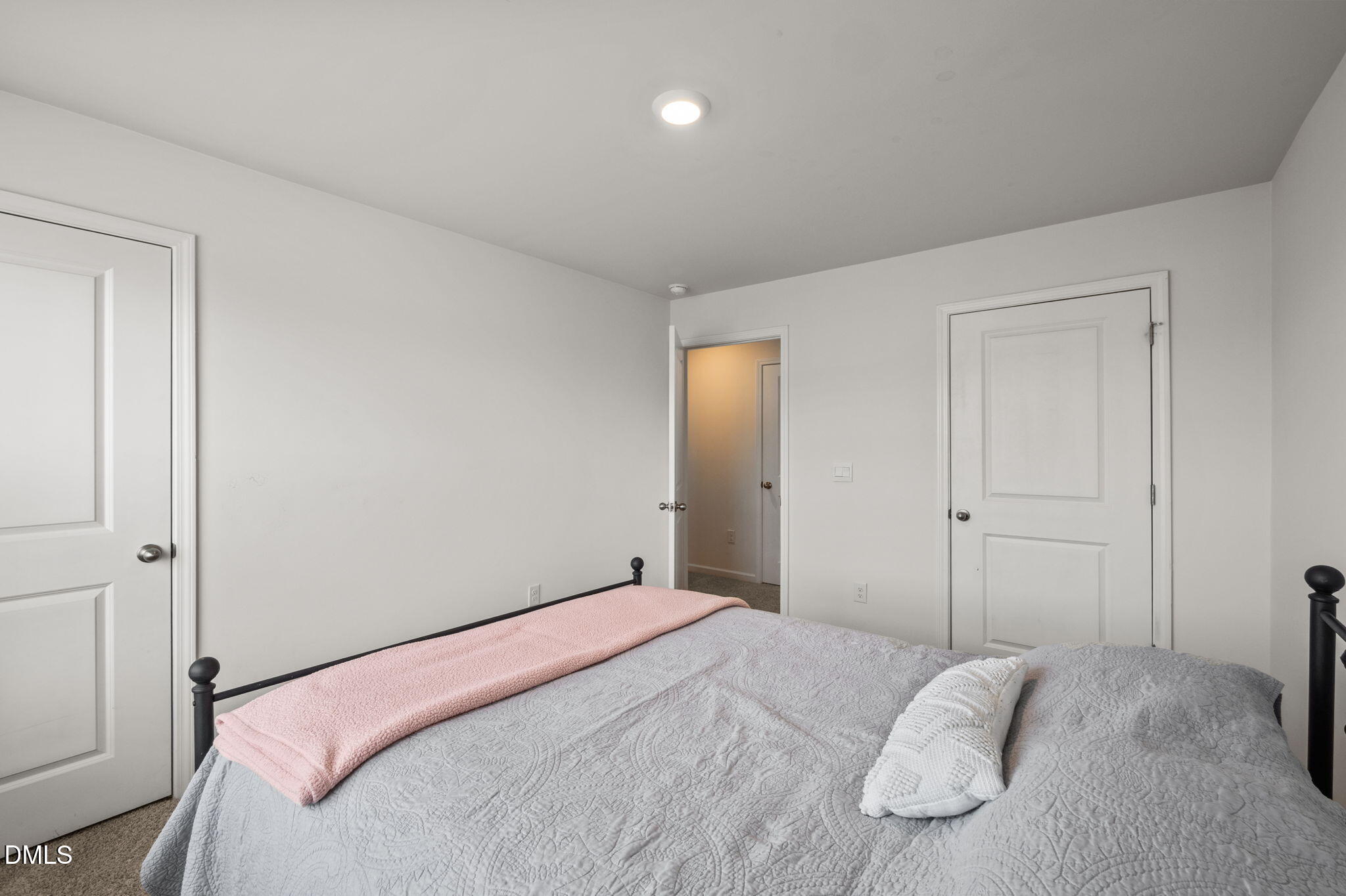 904 James J Freeland Memorial Drive