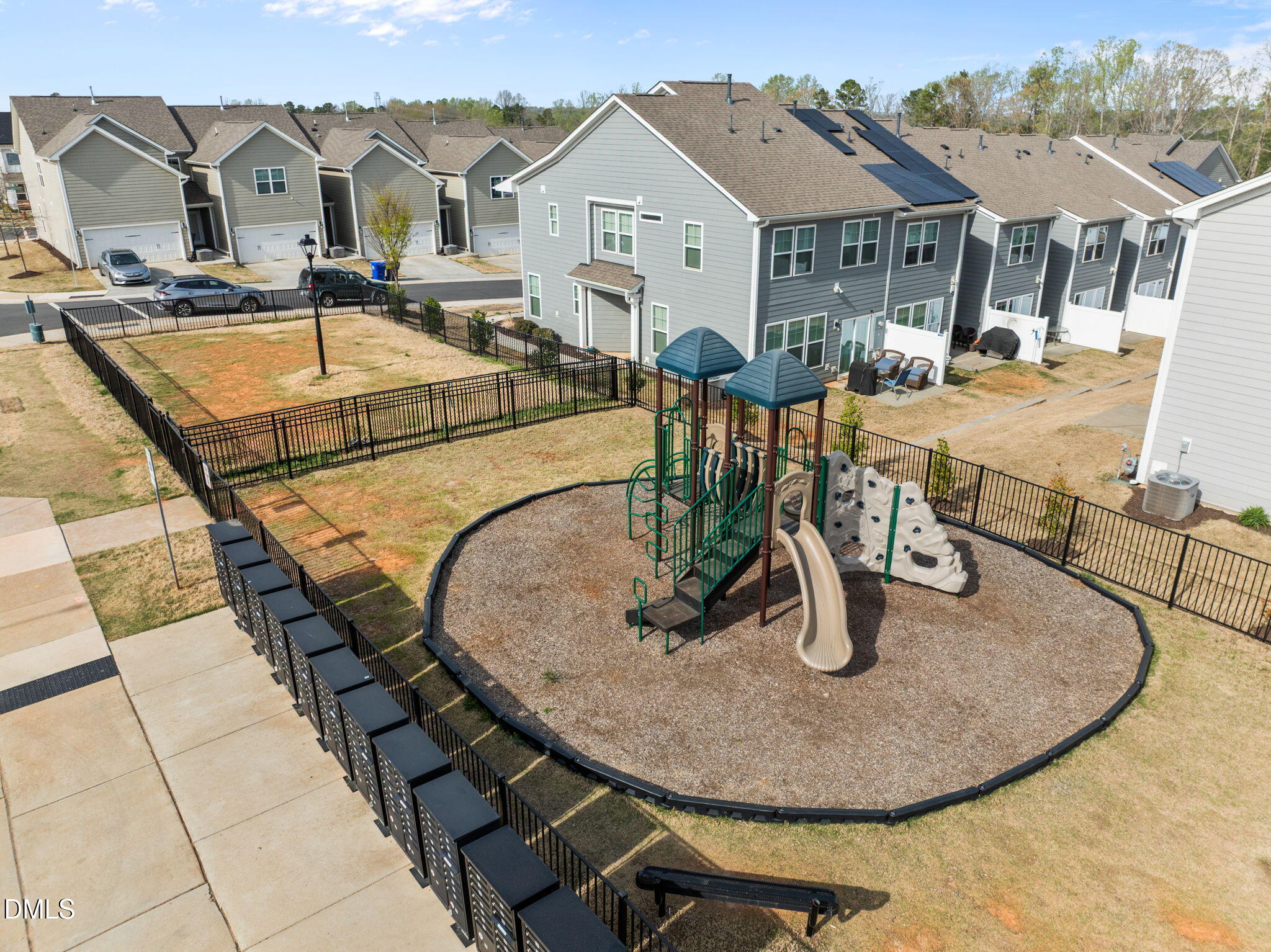 904 James J Freeland Memorial Drive