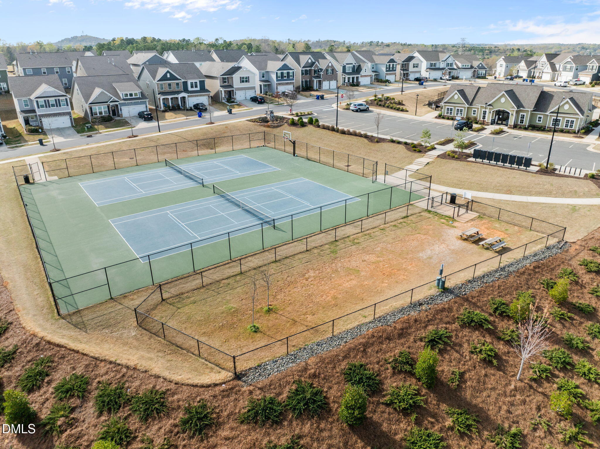 904 James J Freeland Memorial Drive