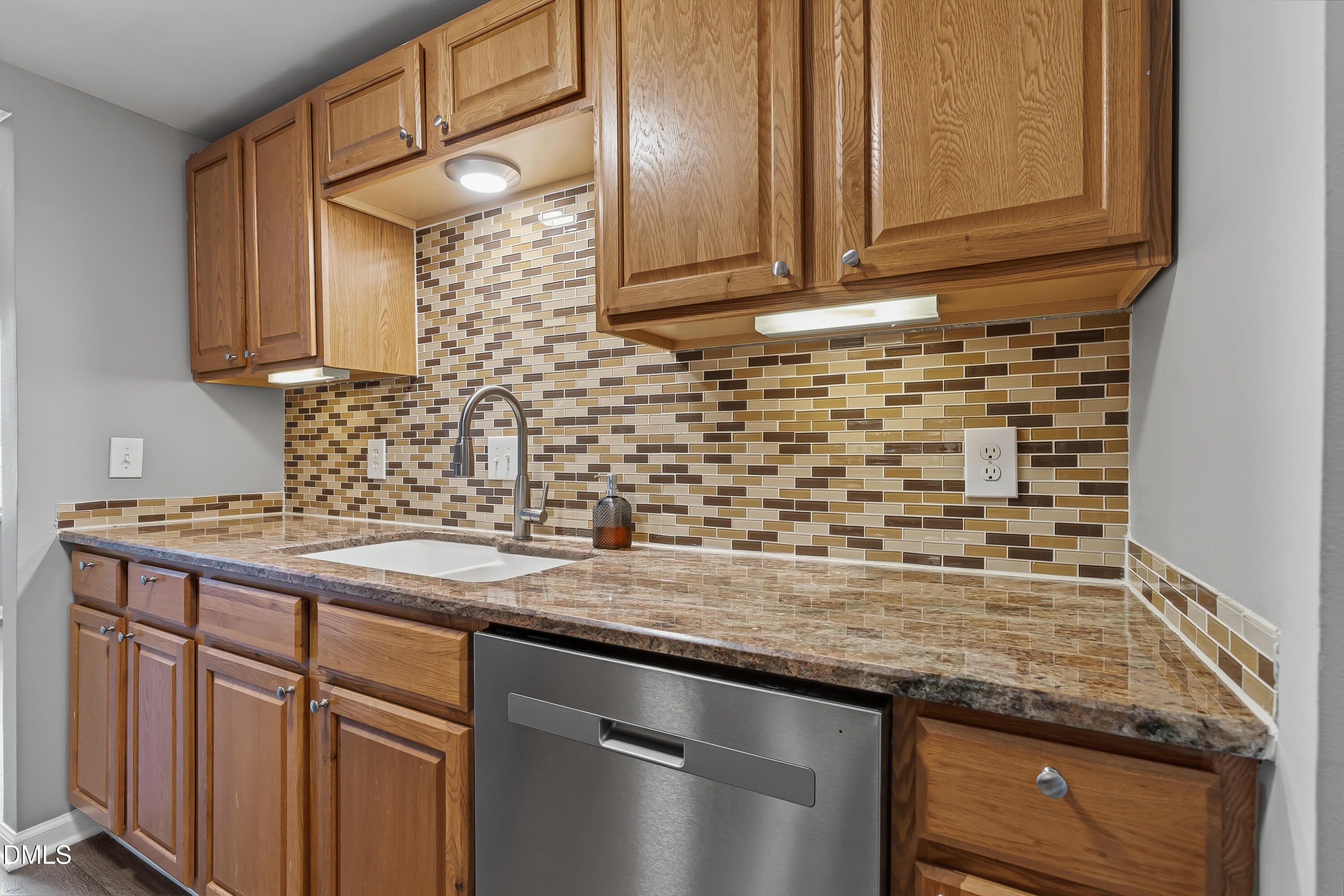 7715 Ohmann Court