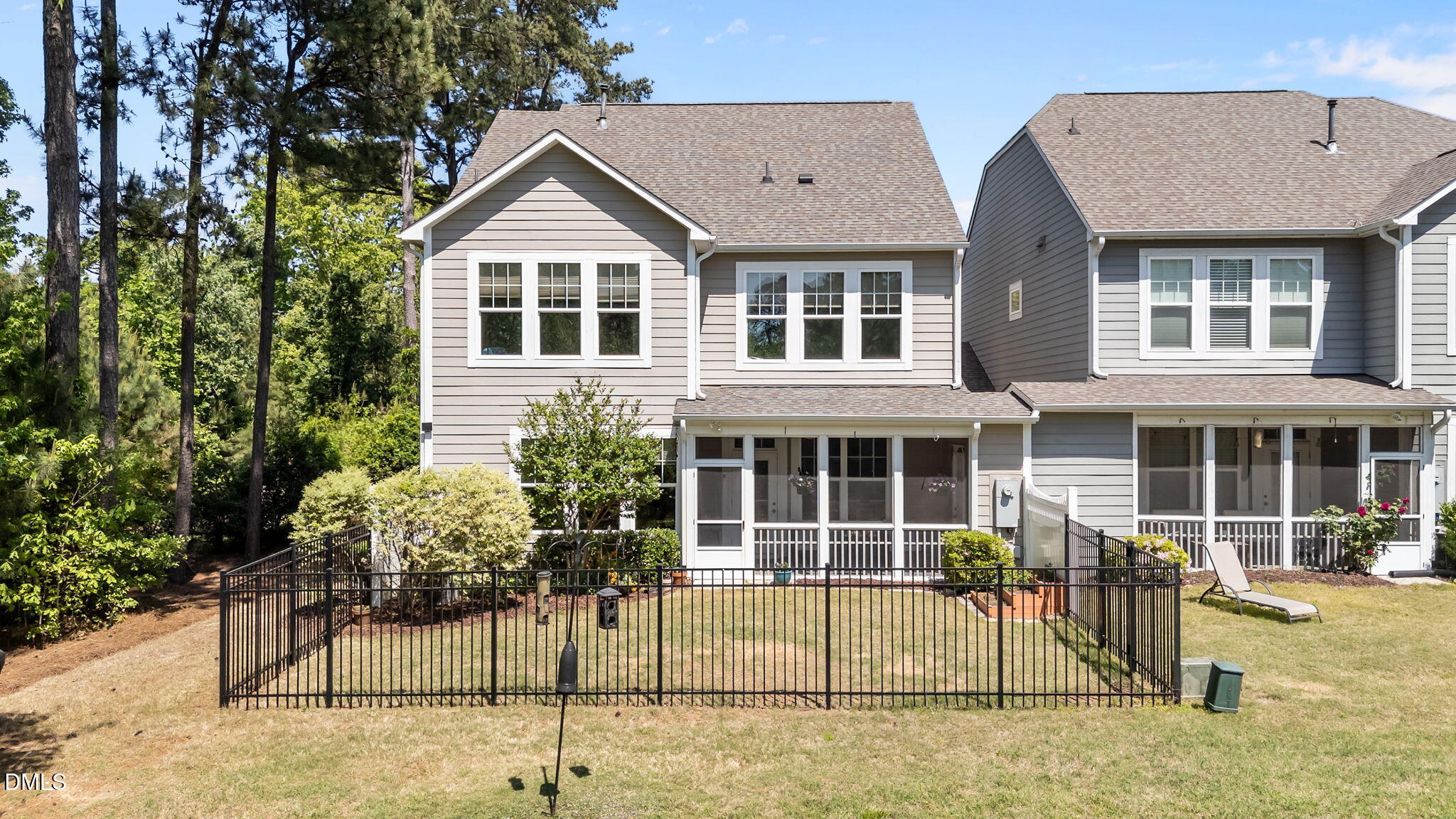 583 Rowanwood Way