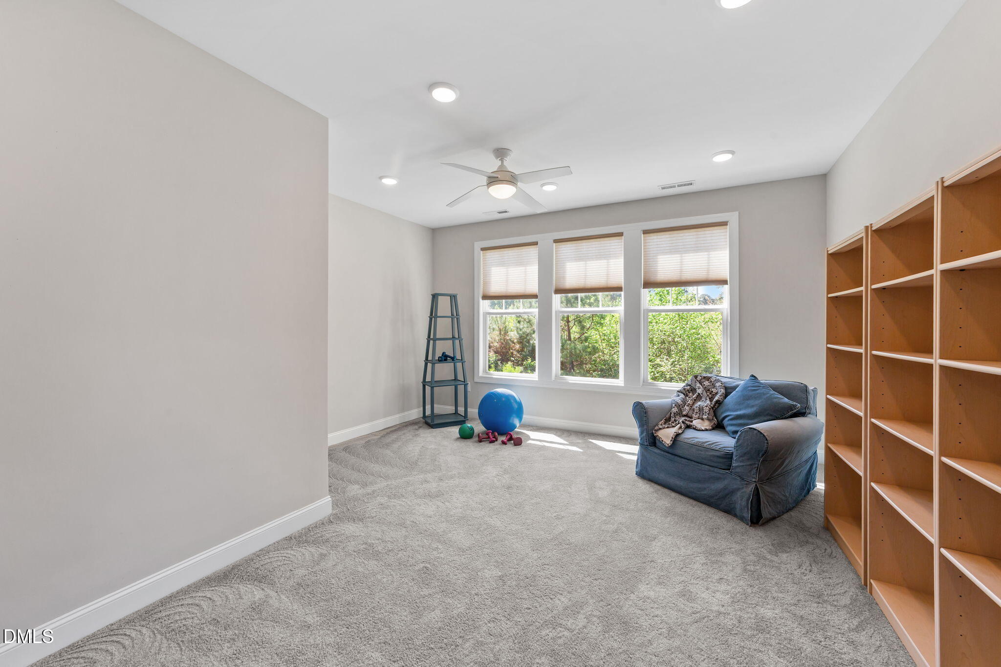 583 Rowanwood Way