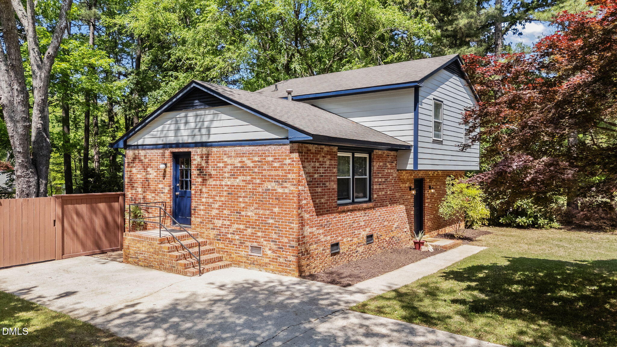 1220 Old Apex Road