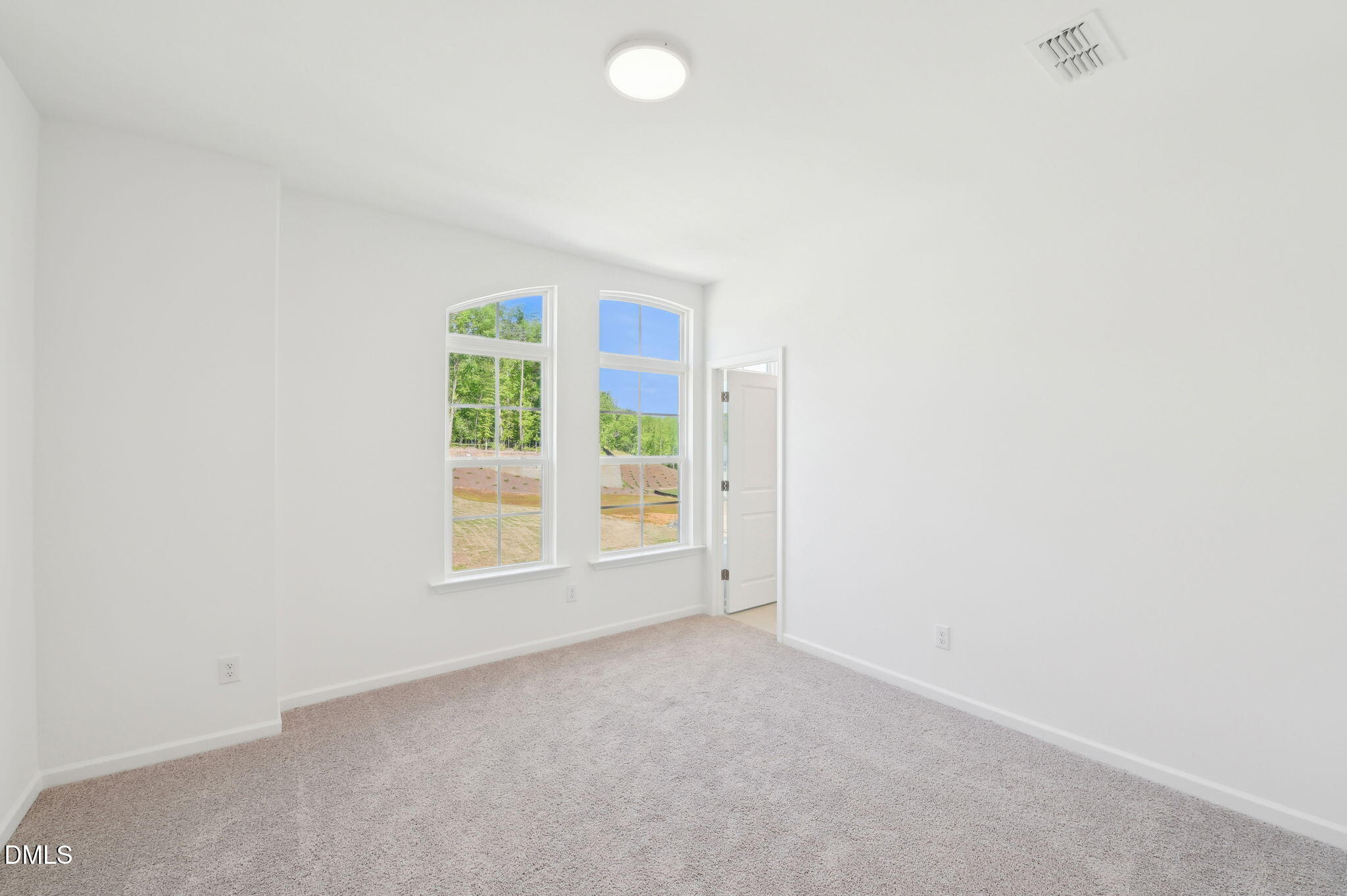 1521 Immagene Way # 82