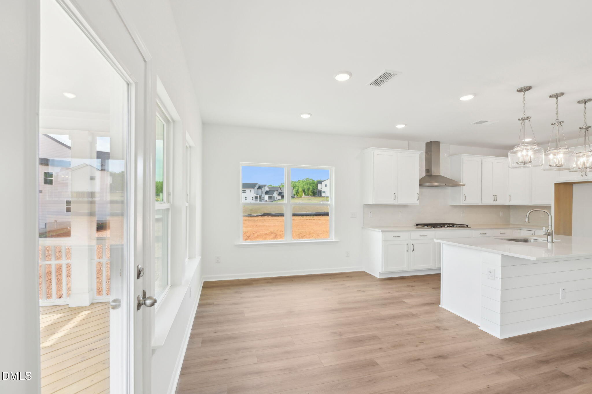 1521 Immagene Way # 82
