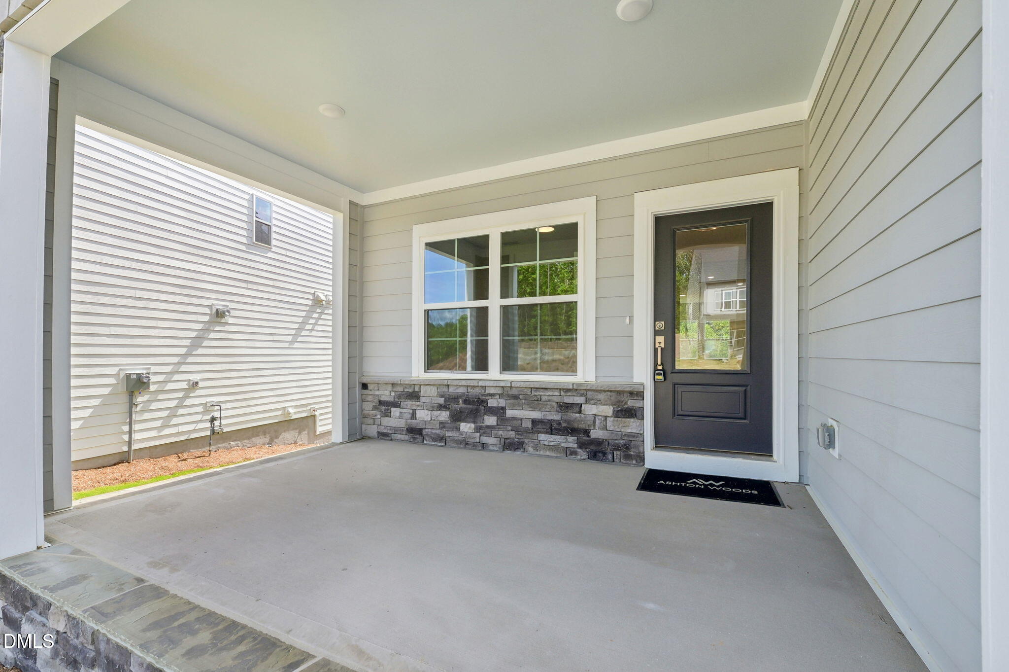 1521 Immagene Way # 82