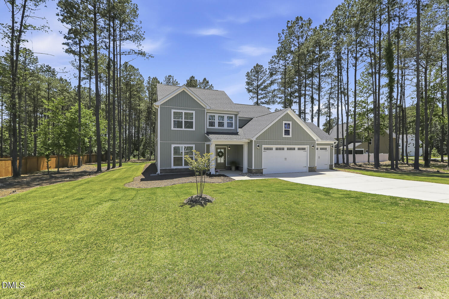 13 W Currituck Circle