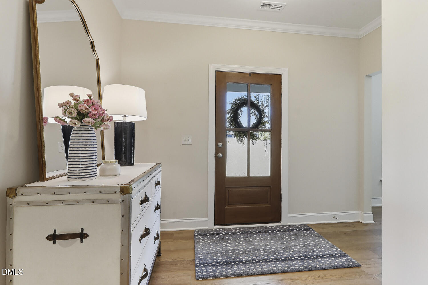 13 W Currituck Circle