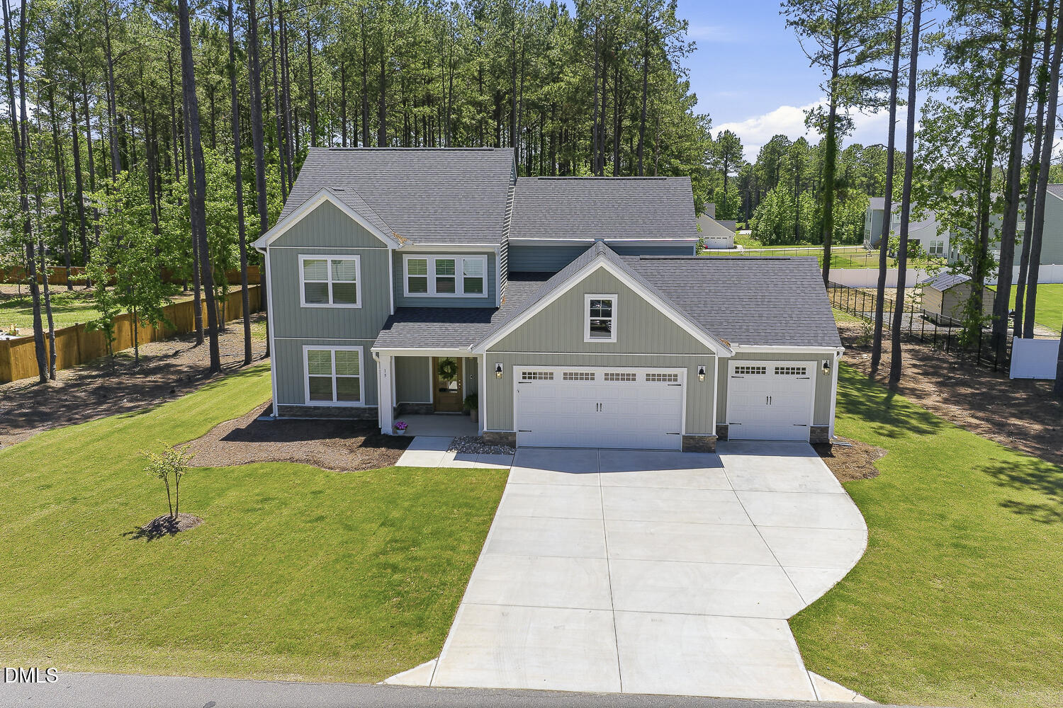 13 W Currituck Circle