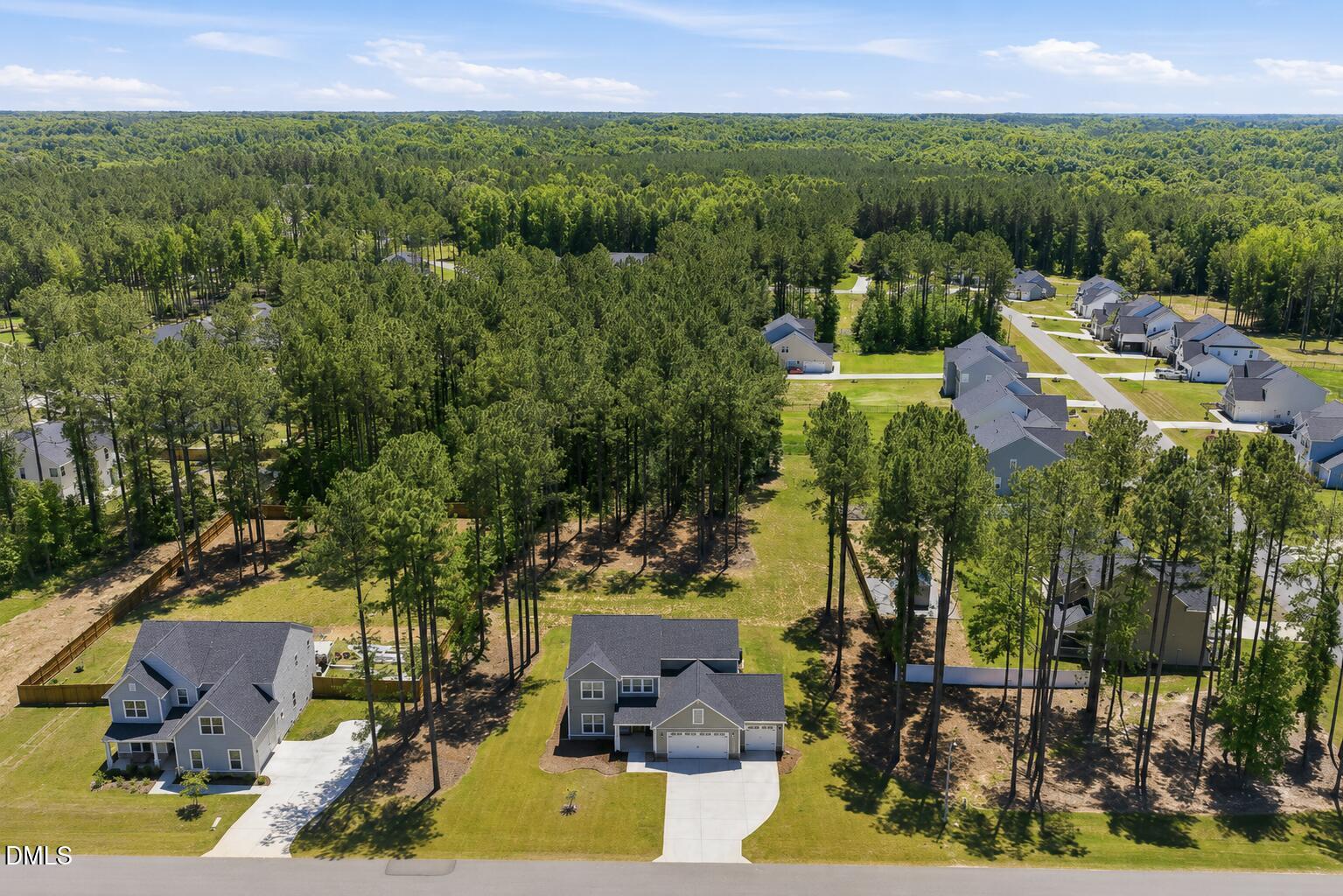 13 W Currituck Circle