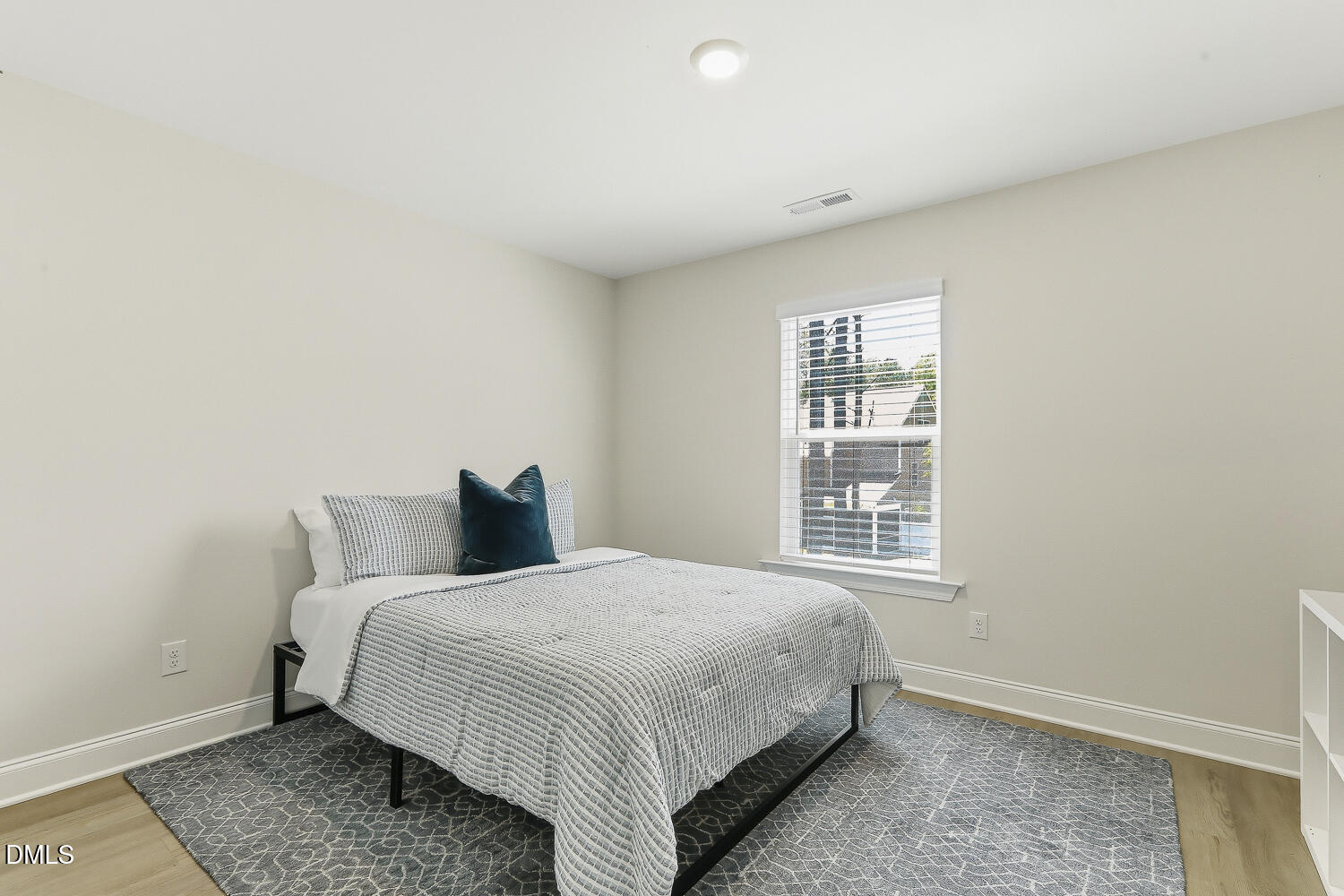 13 W Currituck Circle