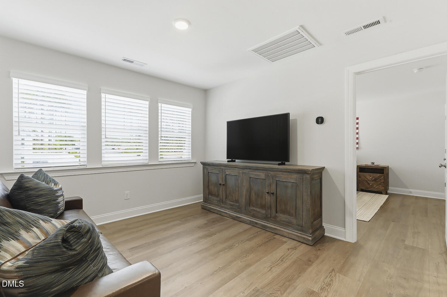 13 W Currituck Circle