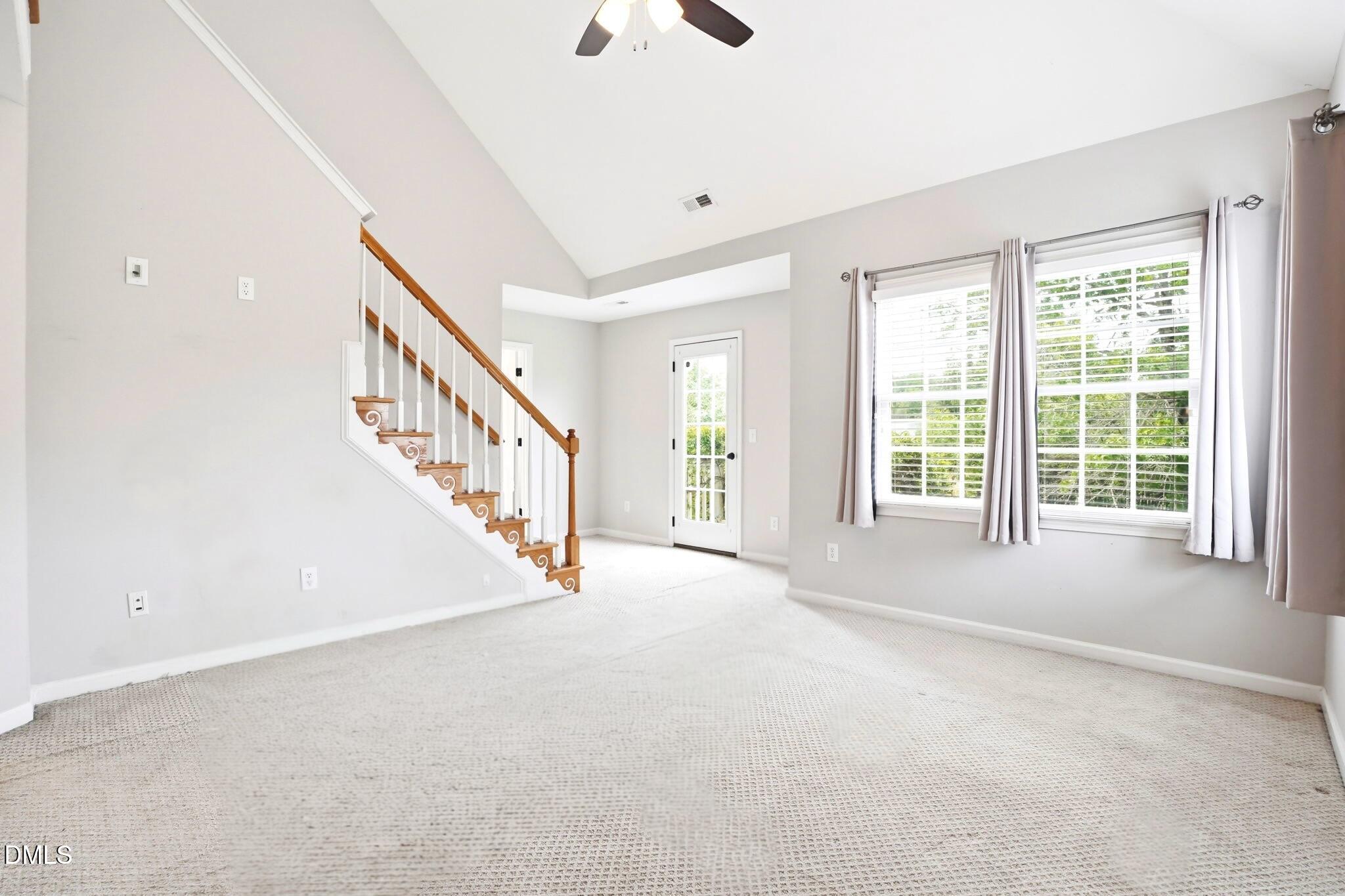 800 Meadow Flowers Avenue