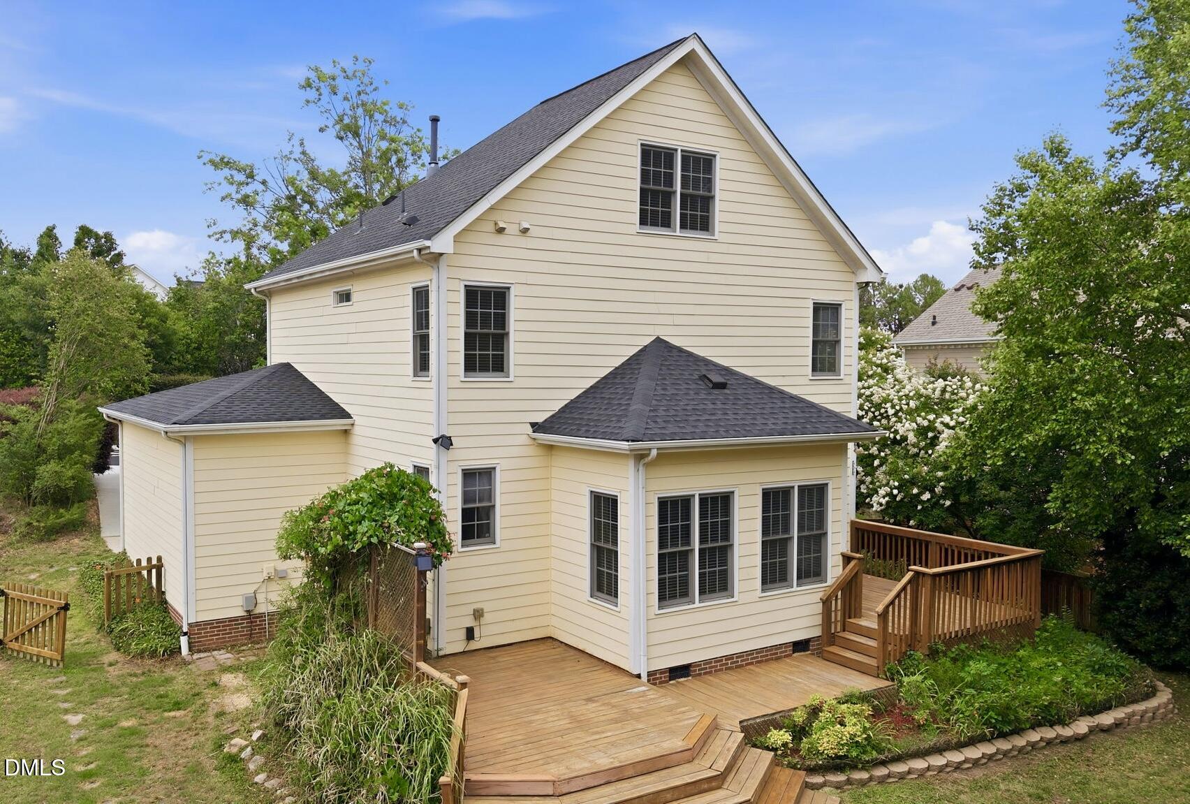 800 Meadow Flowers Avenue