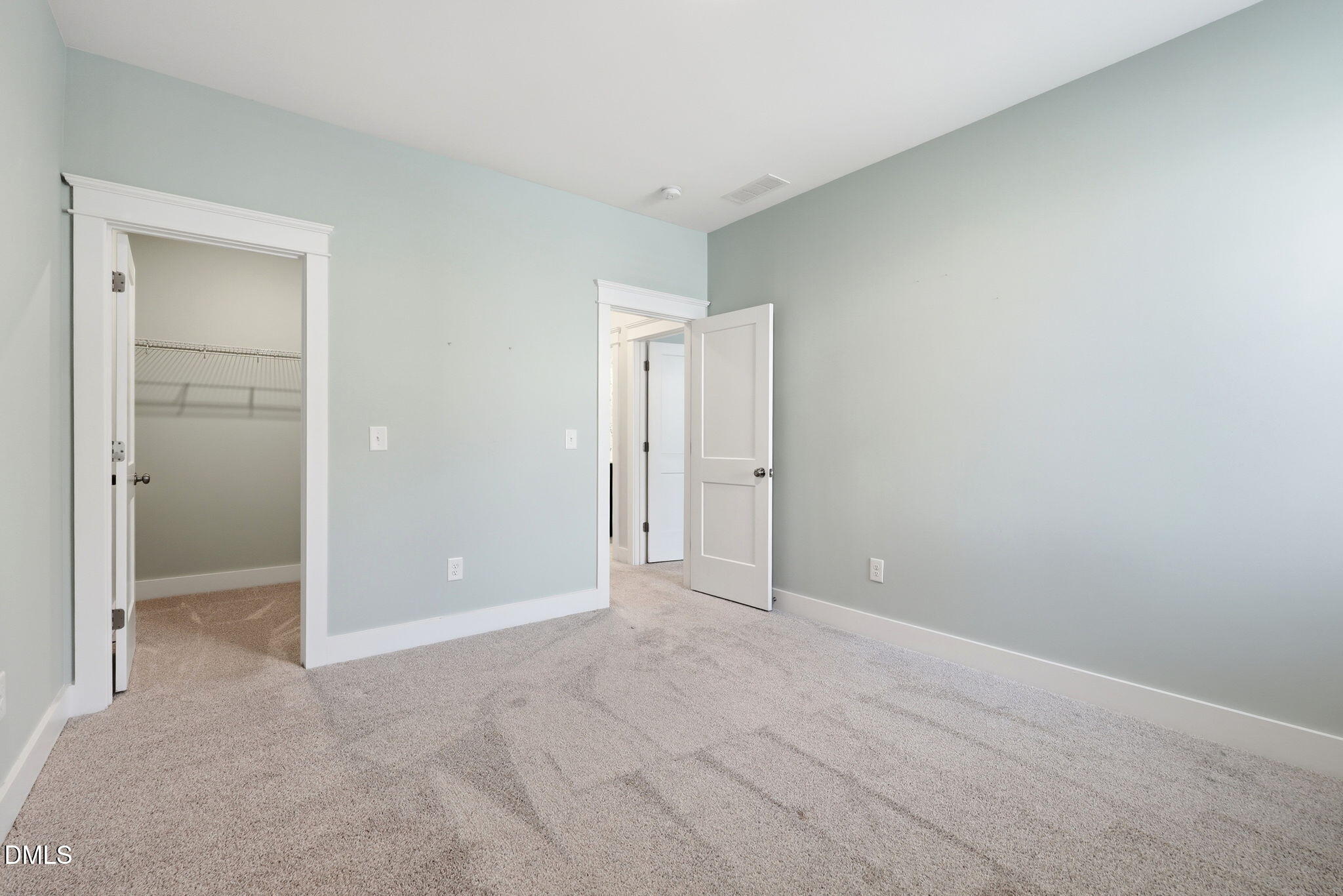 225 Rostova Way