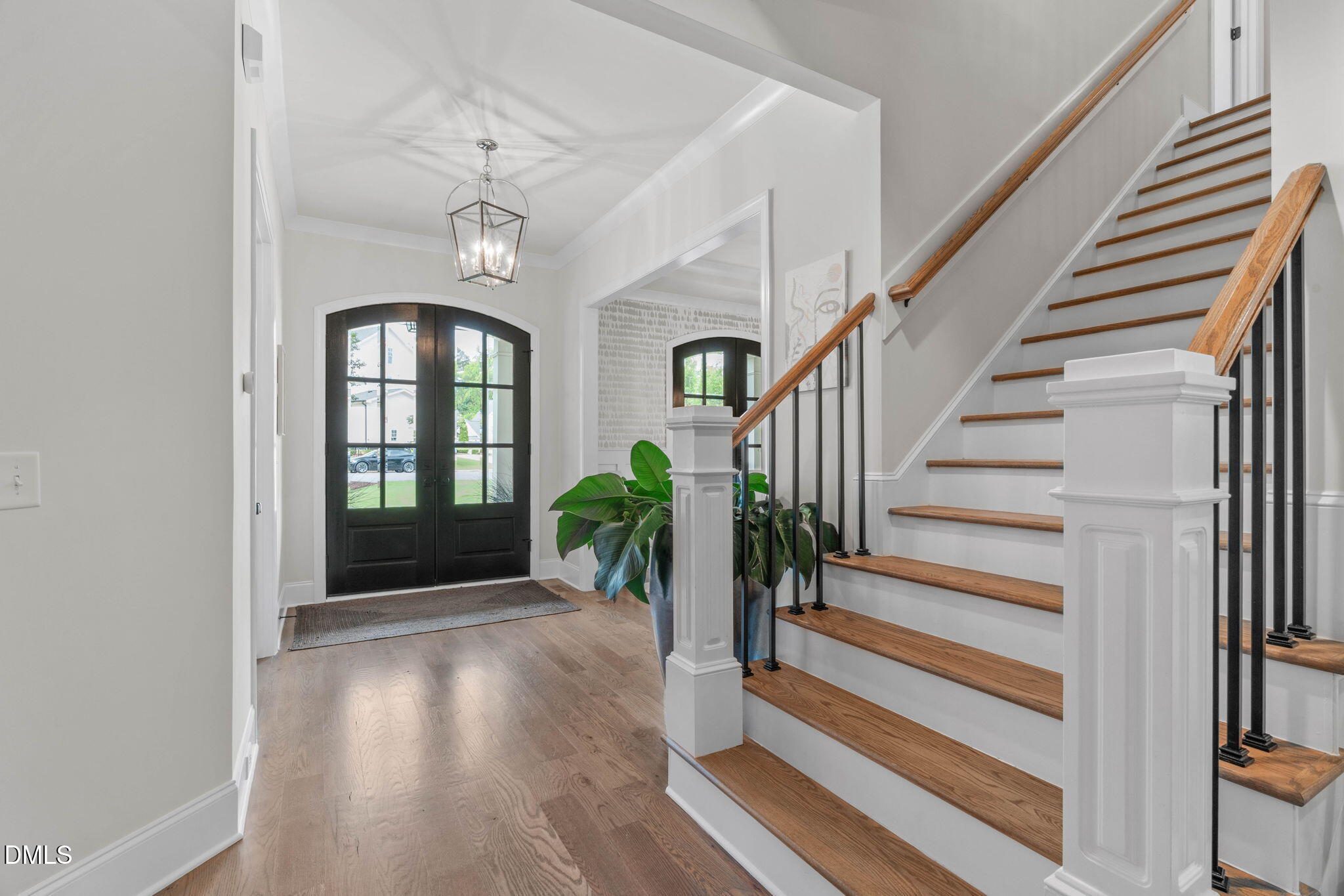 2400 Chianti Court