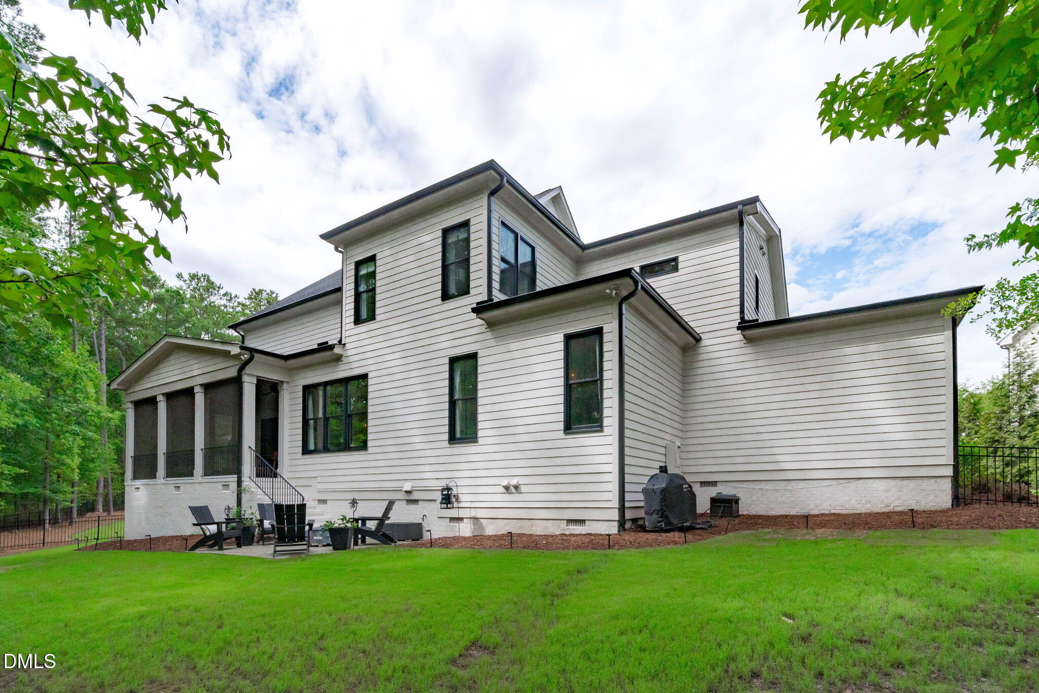 2400 Chianti Court