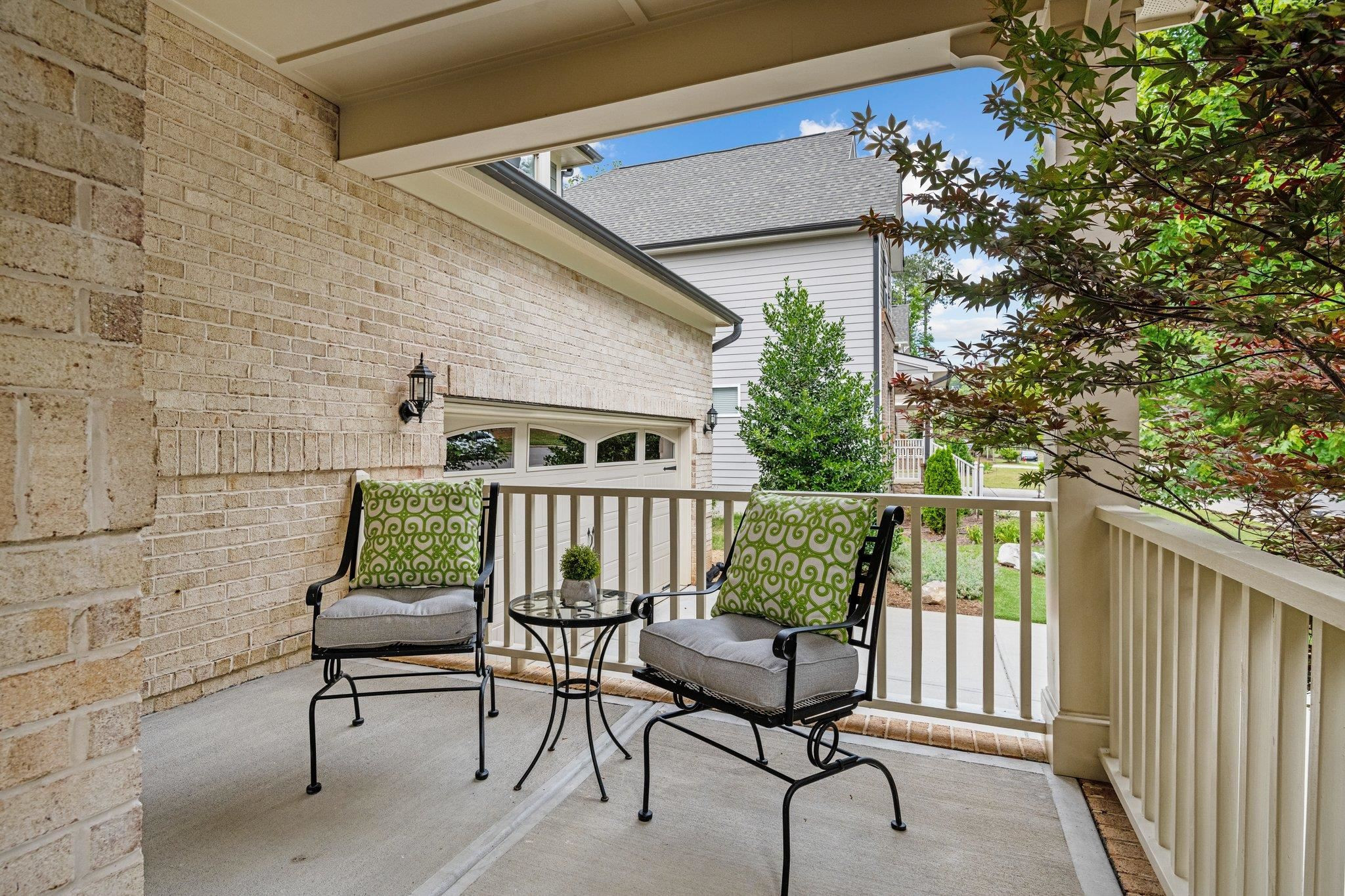 125 Oakmere Drive