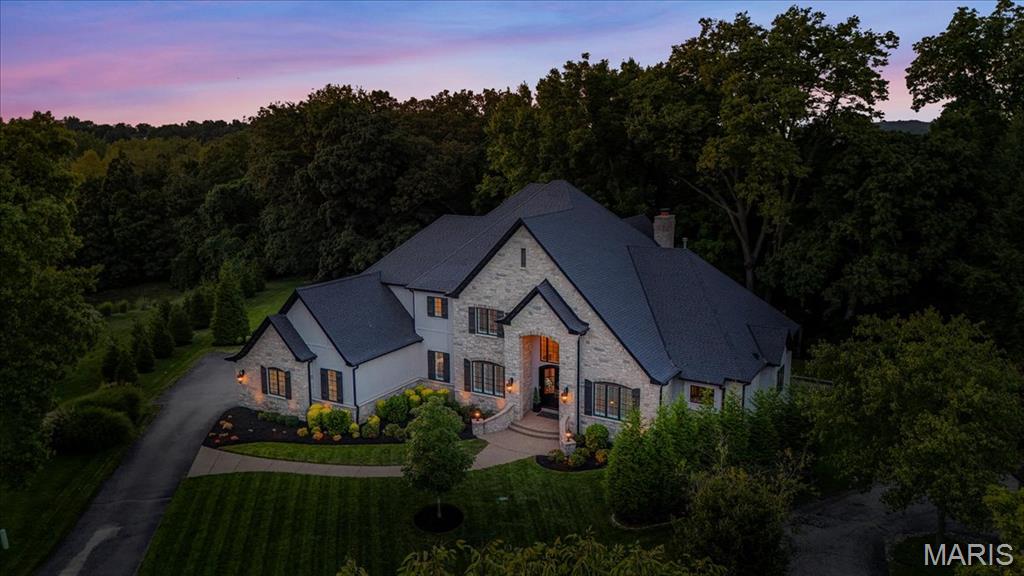 17283 Courtyard Mill Lane